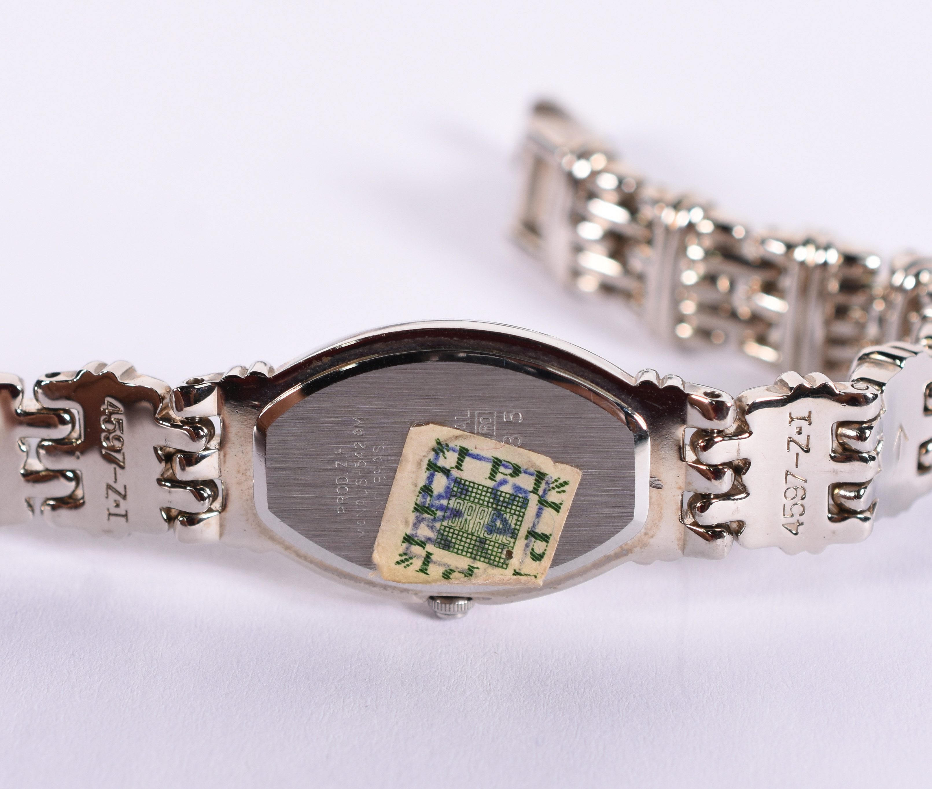 Relógio seiko feminino, pulseira de aço polido, na caixa. (Por... - foto 4 de 4