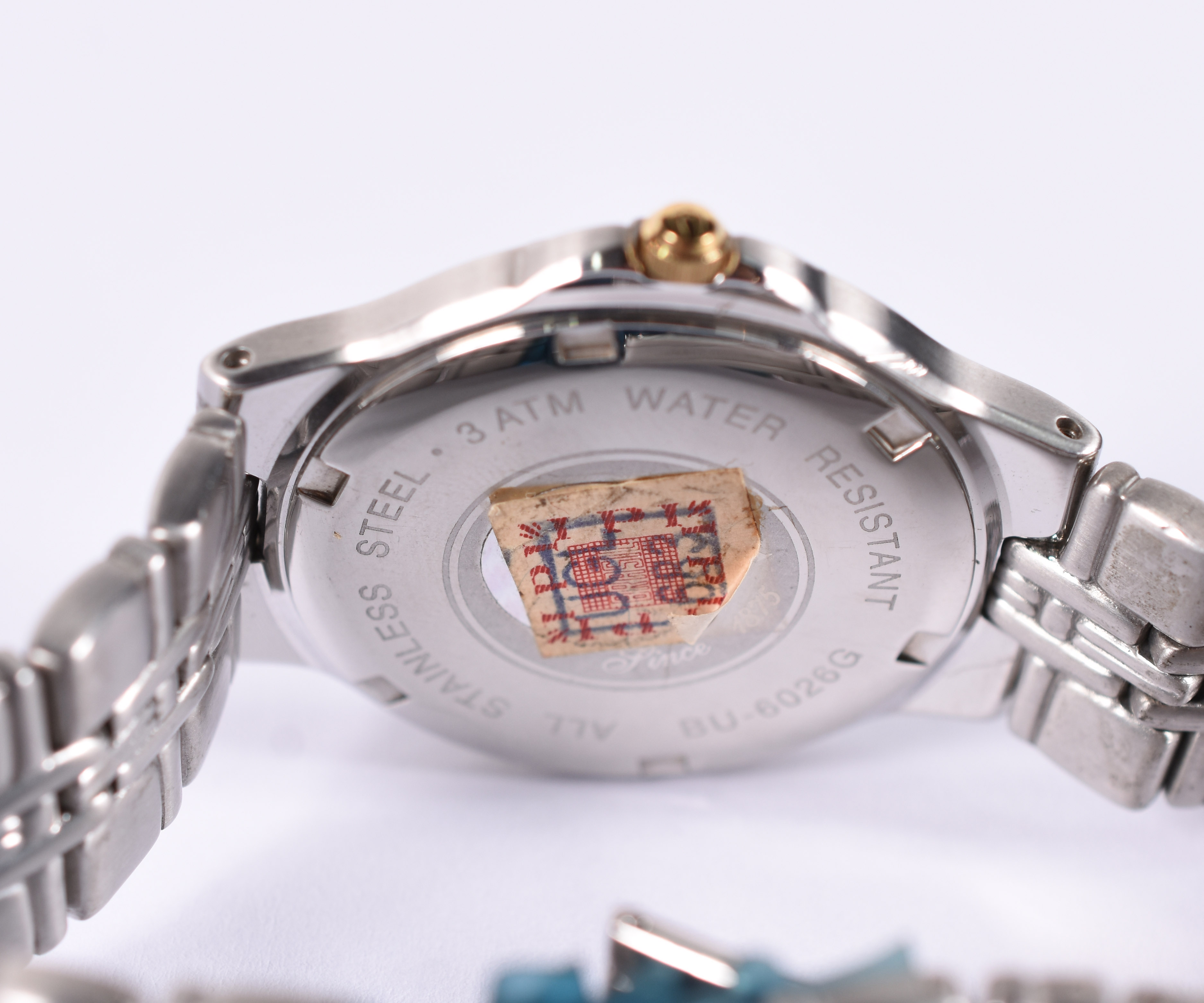 Relógio bulova masculino, pulseira em aço com detalhes dourados... - foto 5 de 5