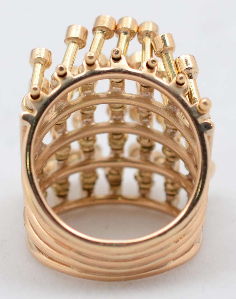 Anel moderno de ouro amarelo 18 k com parte superior em movimento... - foto 2 de 2