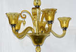Lustre de murano para 5 luzes, na cor âmbar. - Lustre de murano para 5 luzes, na cor âmbar.