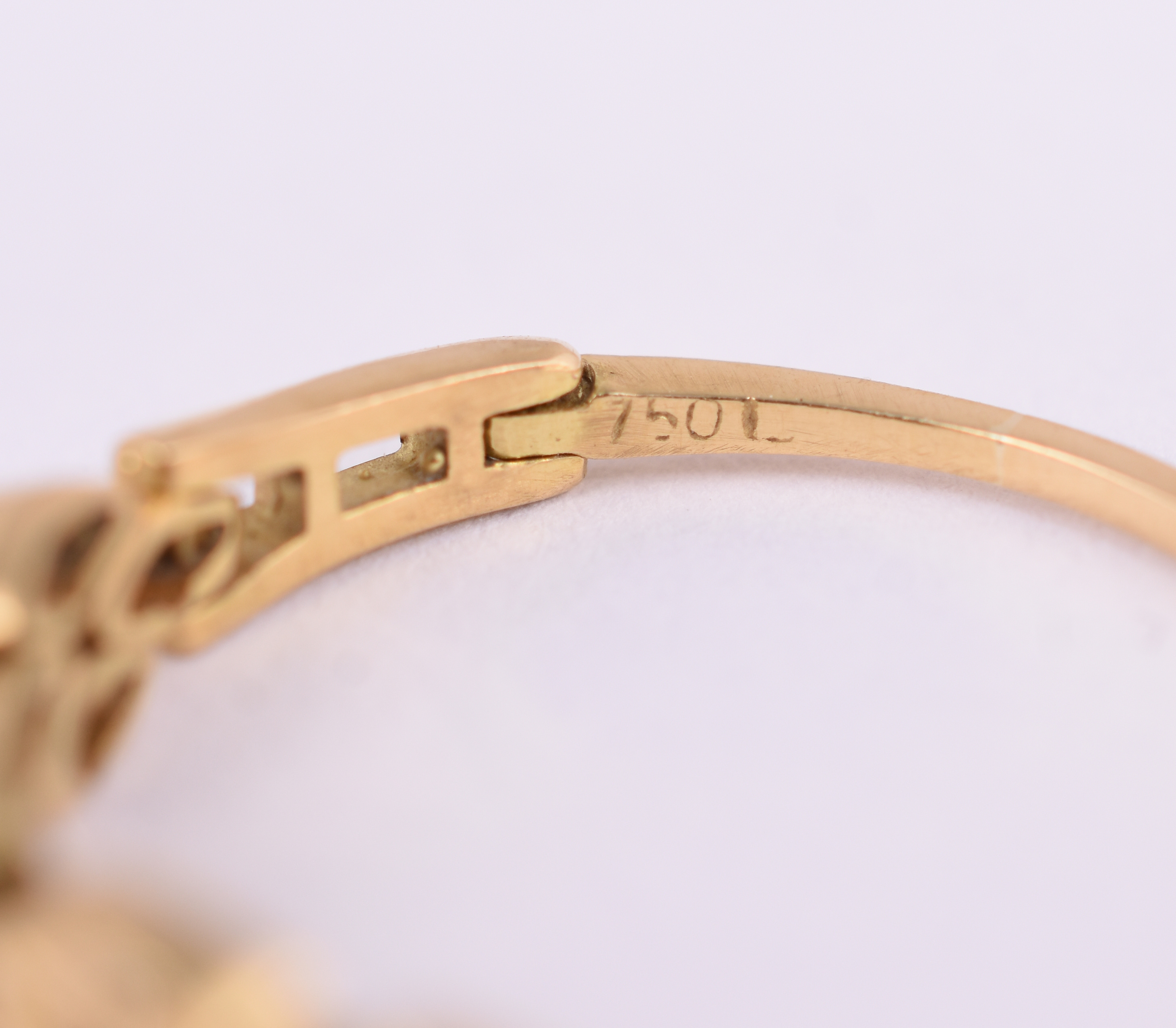 Anel maleável de ouro amarelo 18 k com 9 mini brilhantes. (por... - foto 4 de 5