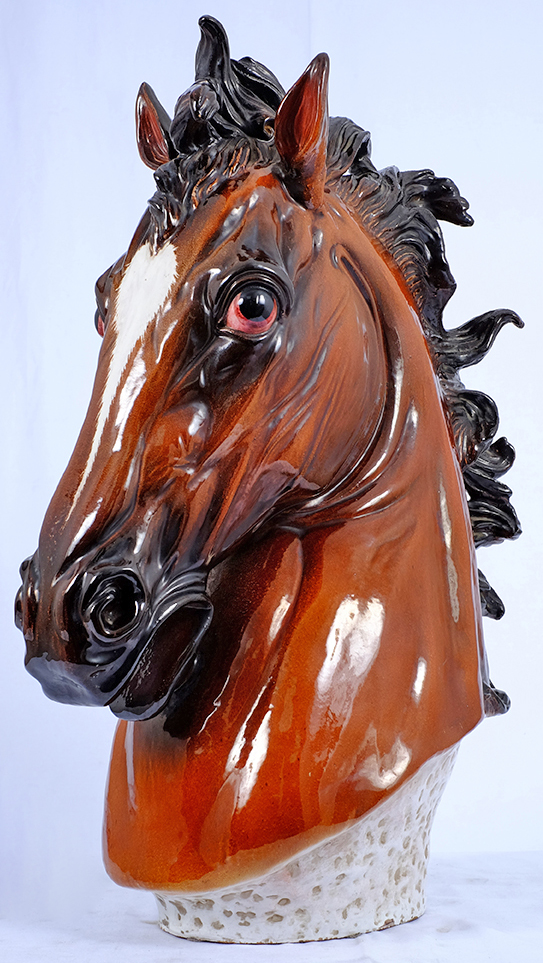 Interessante cabeça de cavalo em cerâmica italiana policromada doa... - foto 2 de 2