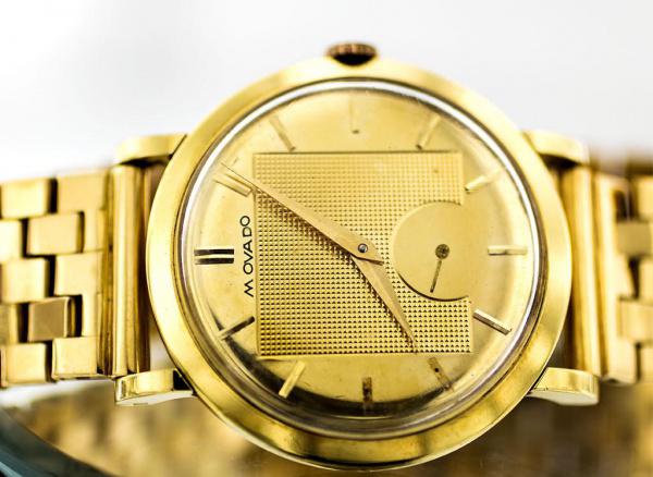 Relógio MOVADO automático de ouro amarelo 18 k. Caixa mede 35 mm. de... - foto 1 de 4