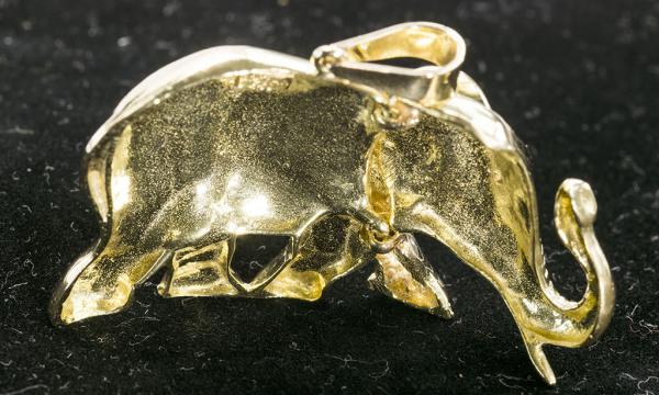 Pingente de ouro 18 k representando elefante, assinado NATAN, com... - foto 2 de 2