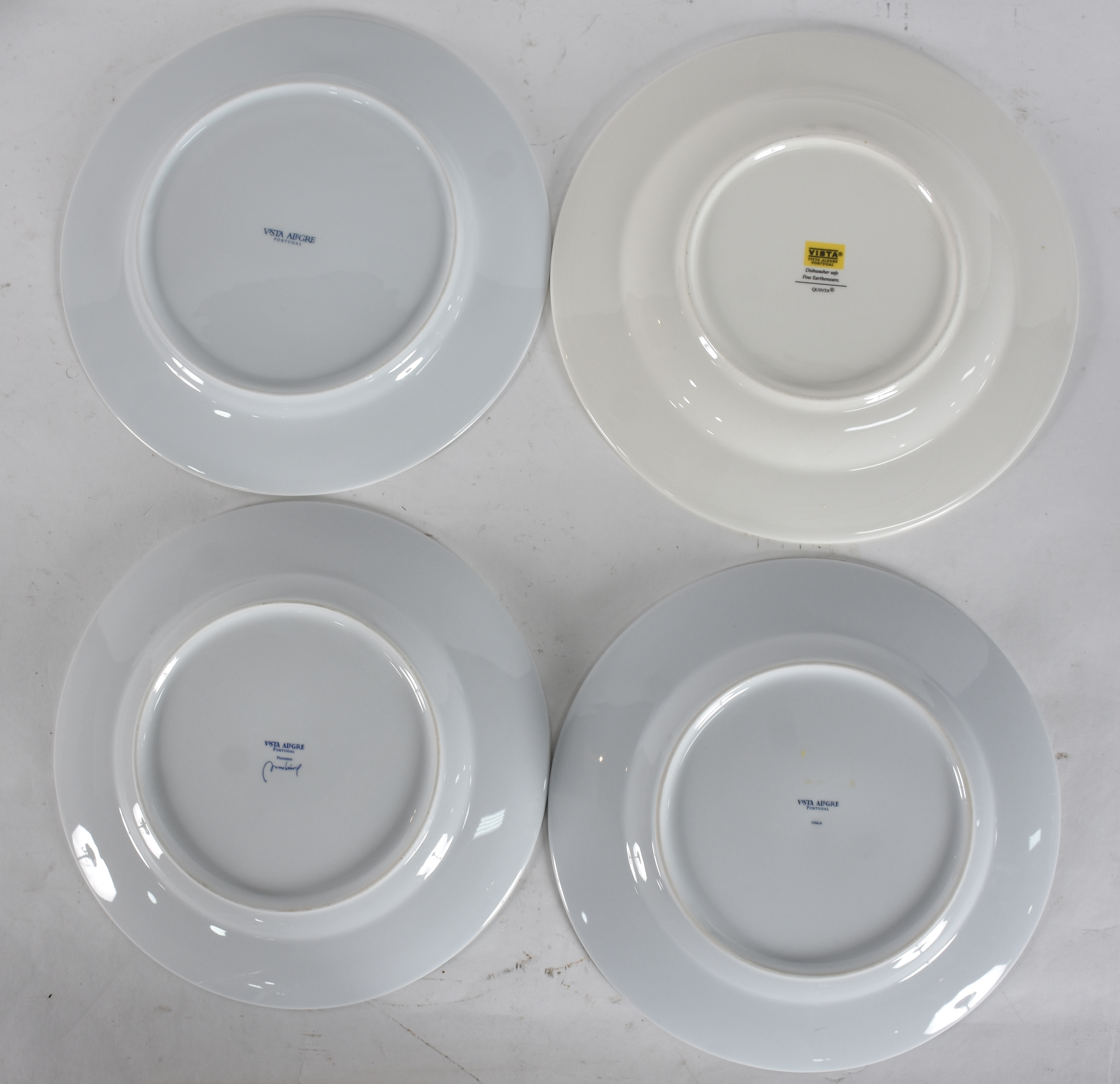 Conjunto de pratos de porcelana portuguesa VISTA ALEGRE, em diversas... - foto 3 de 5
