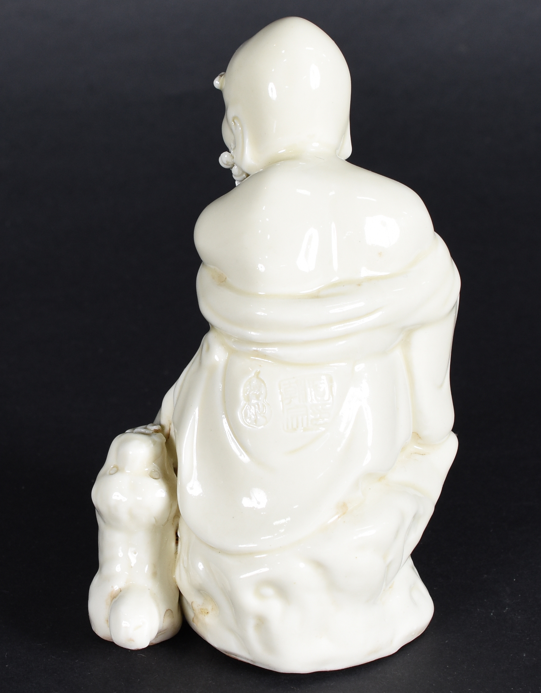 Pequena escultura em porcelana chinesa Blanc de chine representando... - foto 4 de 5