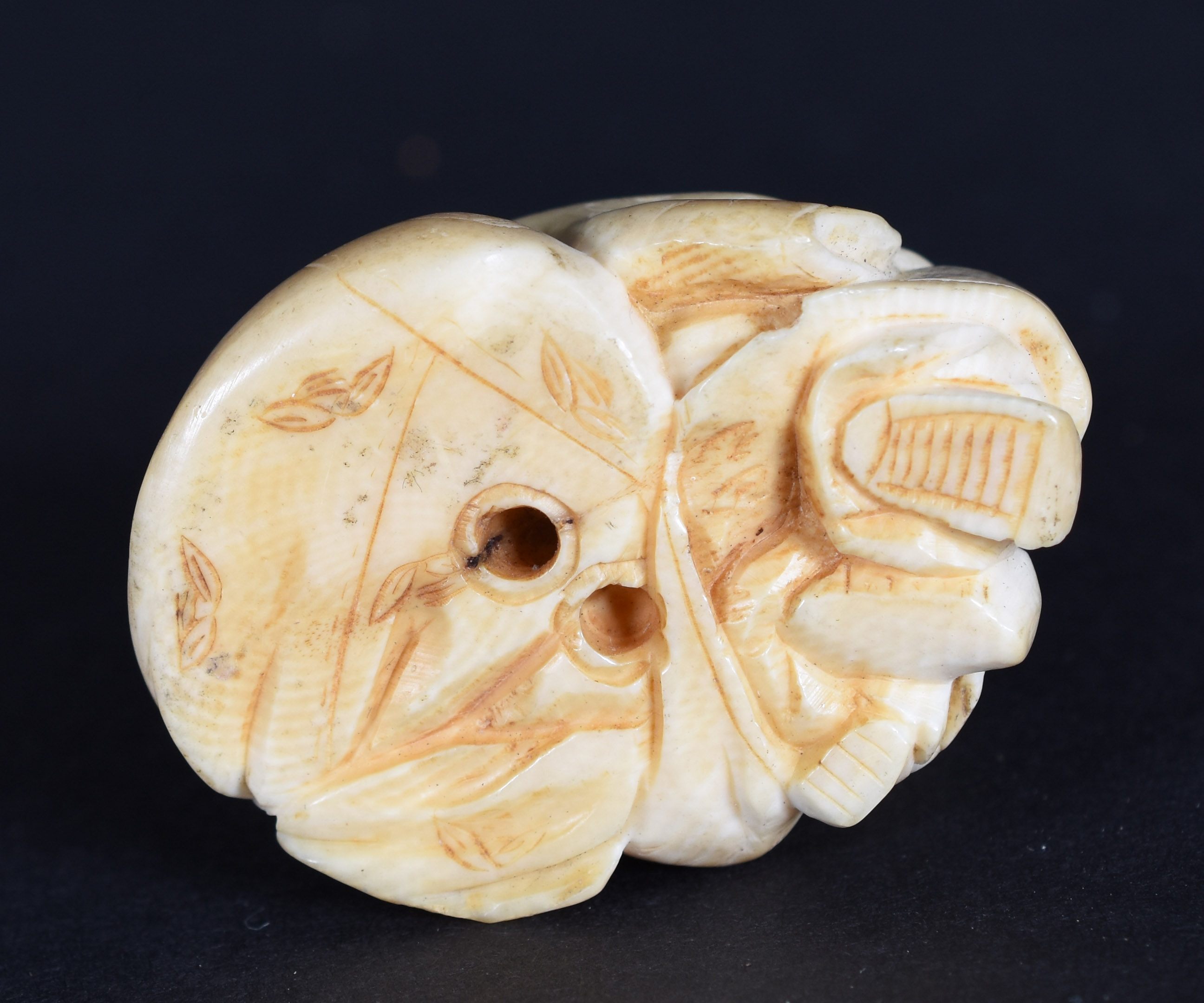 Netsuke de marfim. - foto 4 de 4