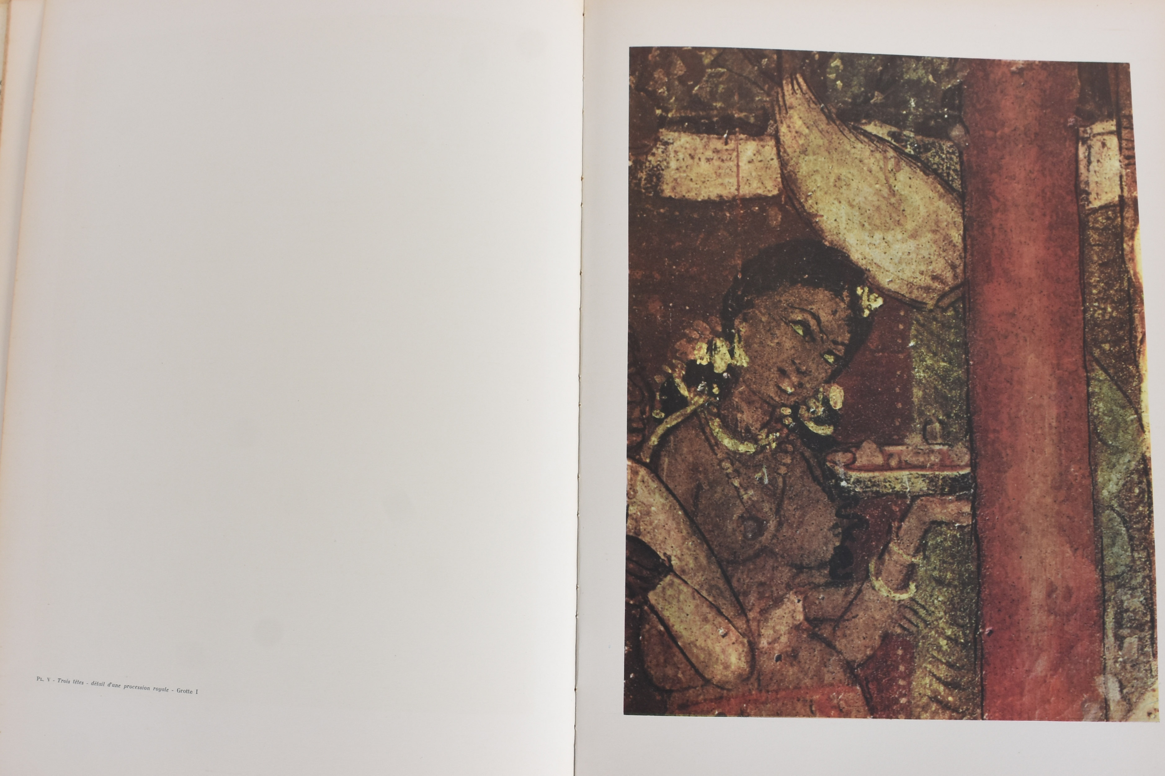 Dois livros grandes formato: "INDE - Peinture des grottes d'Ajanta" e... - foto 3 de 9