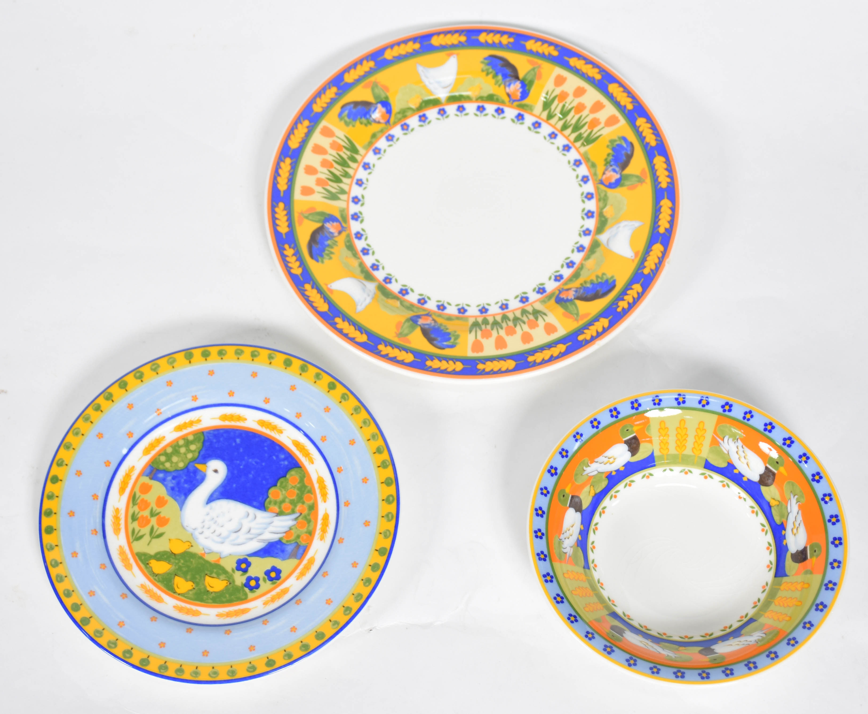 Conjunto de pratos de porcelana portuguesa VISTA ALEGRE, em diversas... - foto 5 de 5