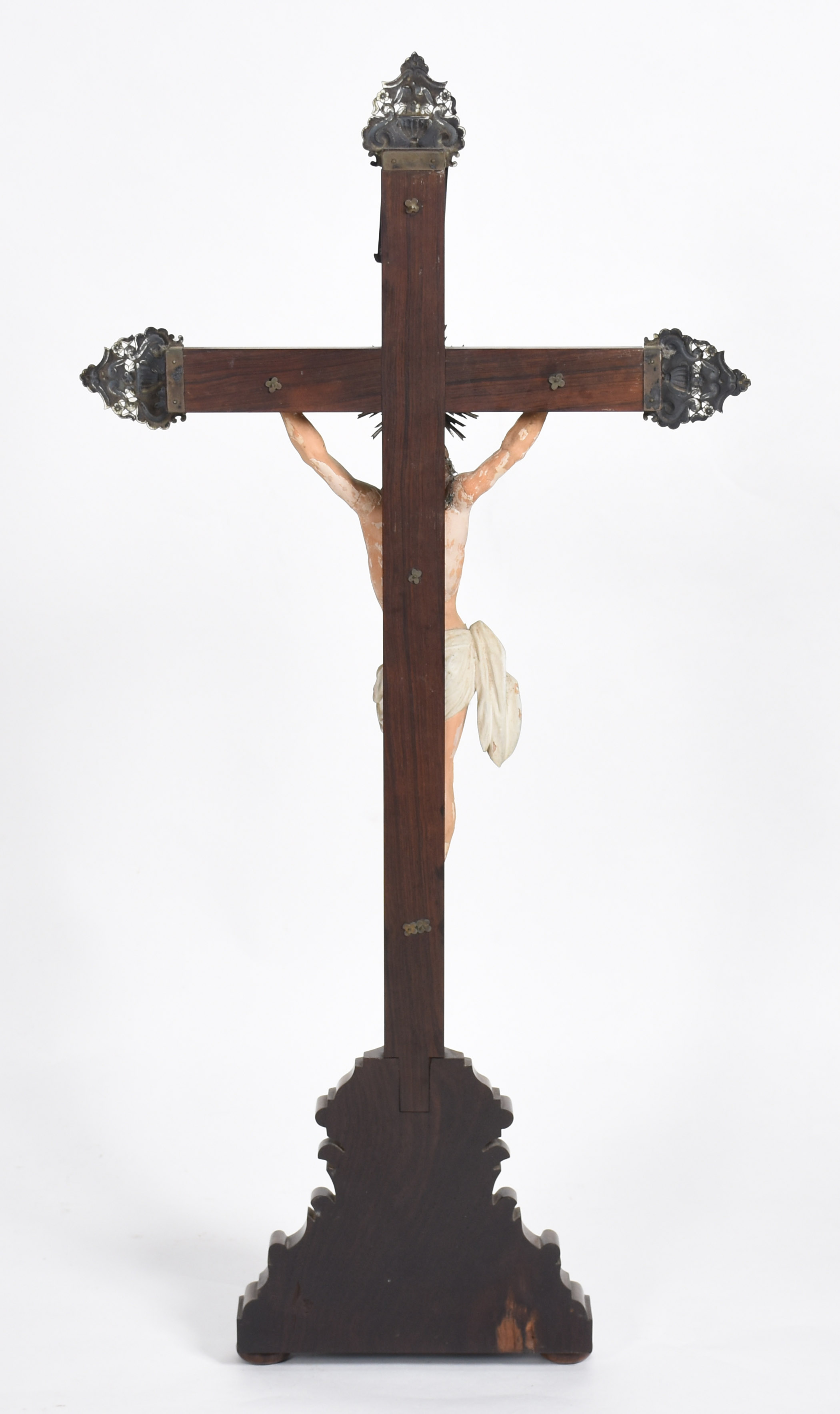 Antigo crucifixo de madeira nobre com figura de Cristo ricamente... - foto 2 de 4