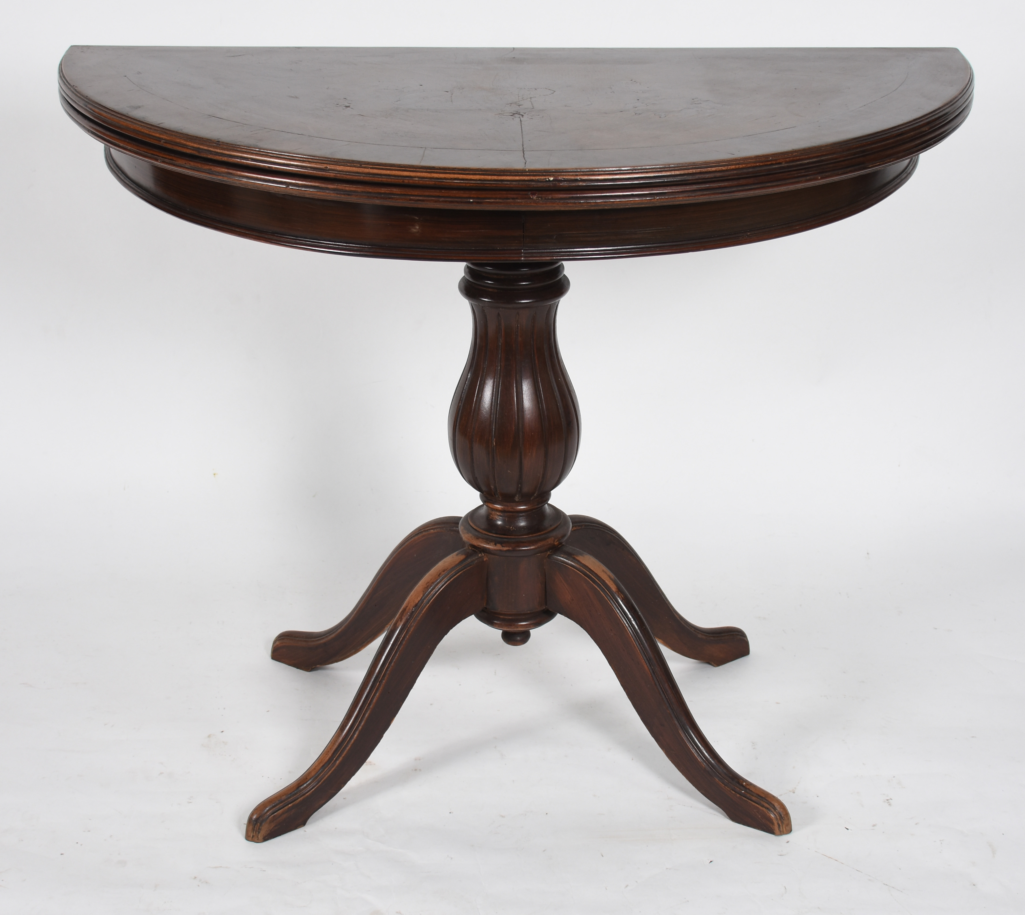 Mesa console de madeira nobre, feitio redondo (dobrável) com trabalho... - foto 1 de 5
