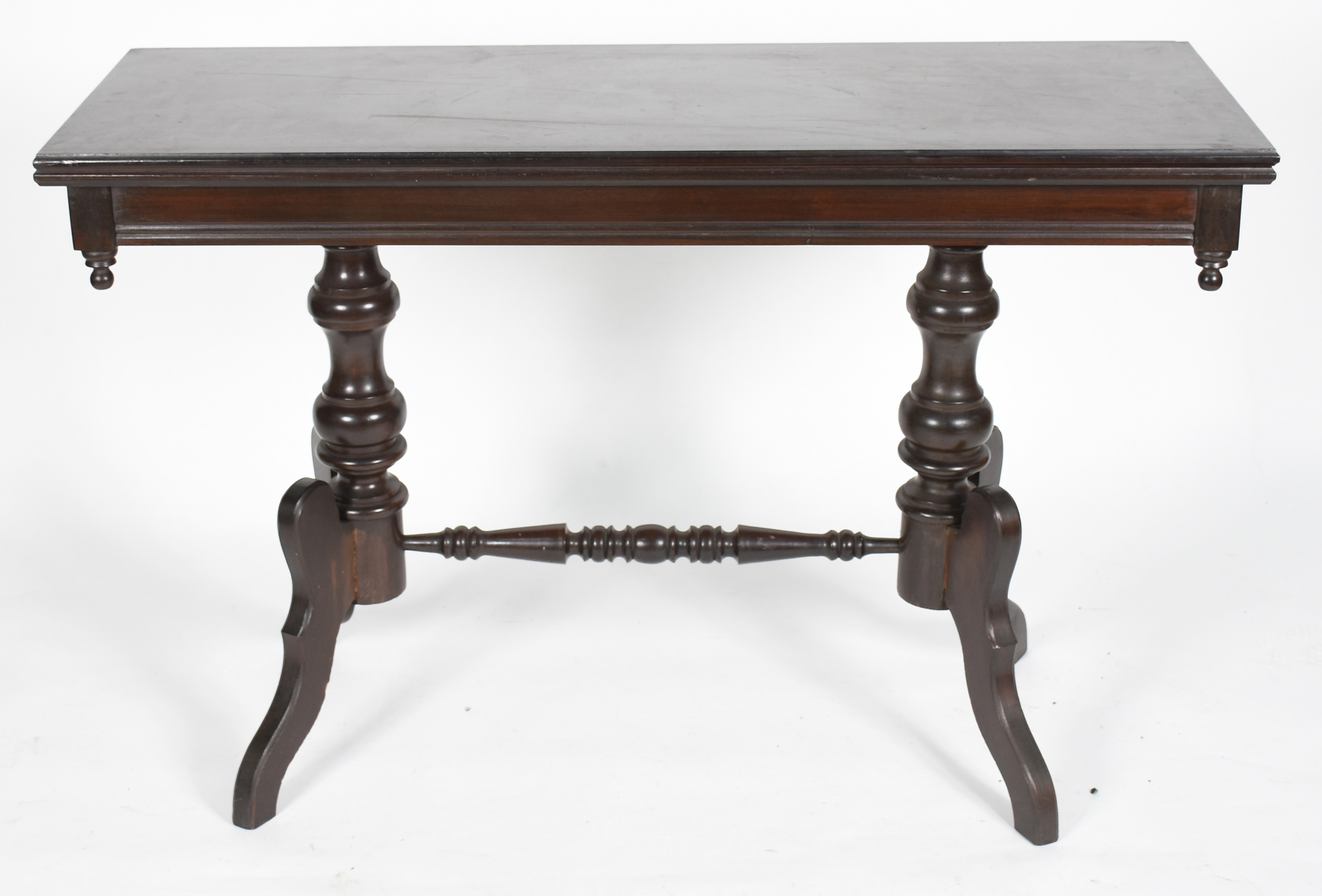 Mesa console de madeira nobre, tampo dobrável apoiado sobre duas... - foto 1 de 7