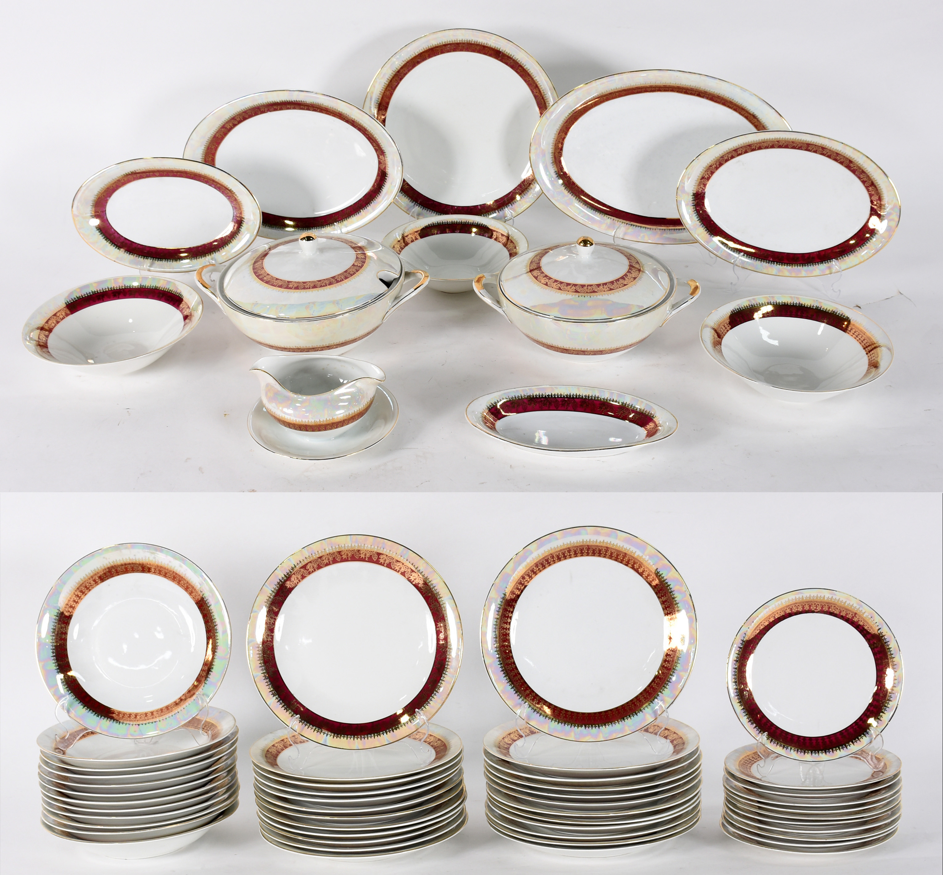 Aparelho de jantar de porcelana STEATTITA composto por 24 pratos... - foto 1 de 6