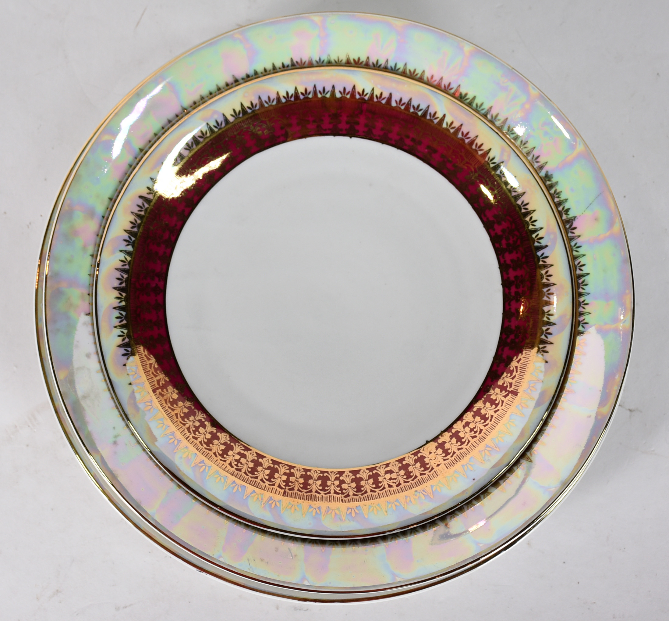 Aparelho de jantar de porcelana STEATTITA composto por 24 pratos... - foto 2 de 6
