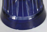 Dois vasos em demi cristal azul lapidados. - Dois vasos em demi cristal azul lapidados.