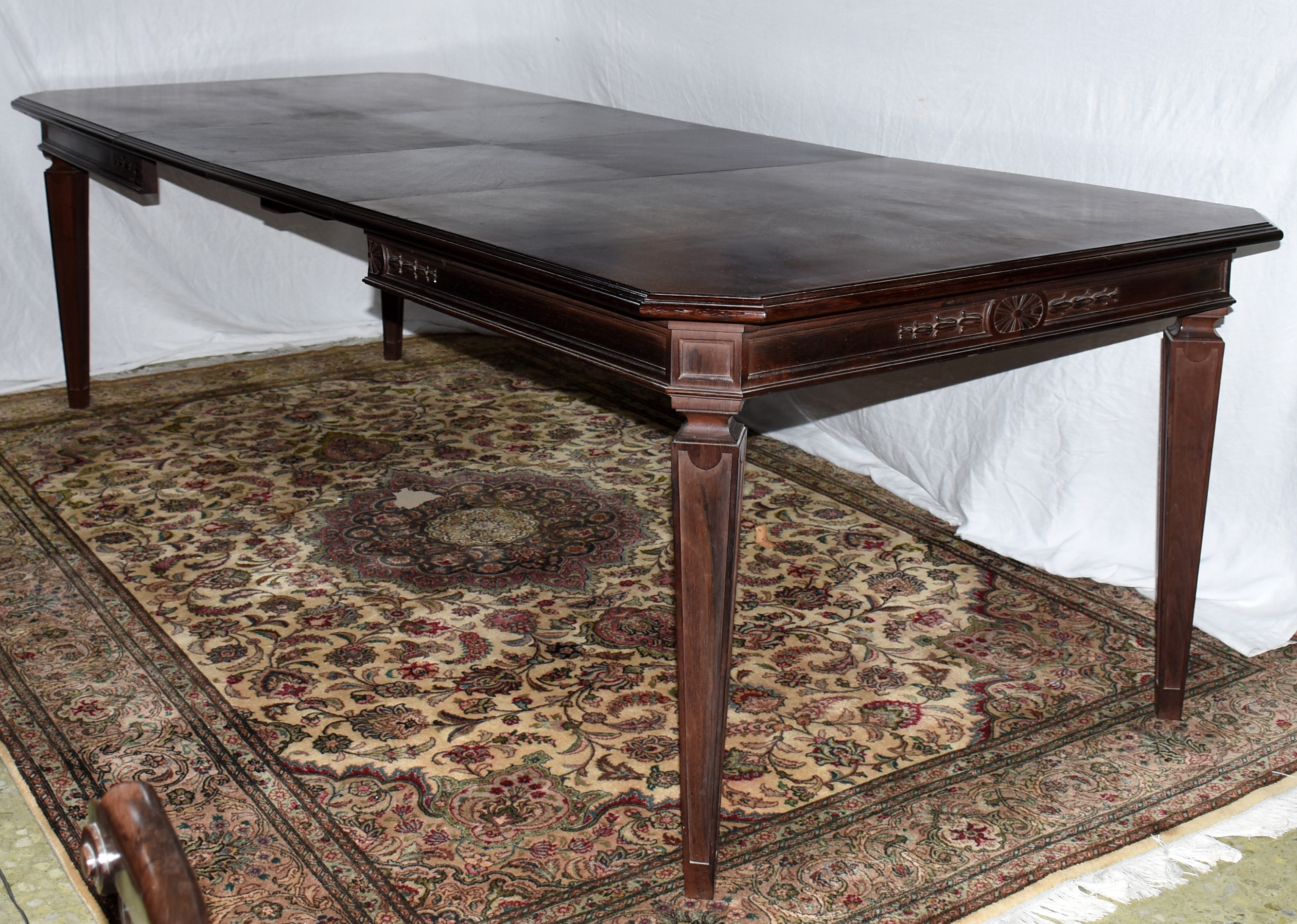 Mesa de jantar de jacarandá, 2 tábuas extensoras 50cm cada... - foto 3 de 9