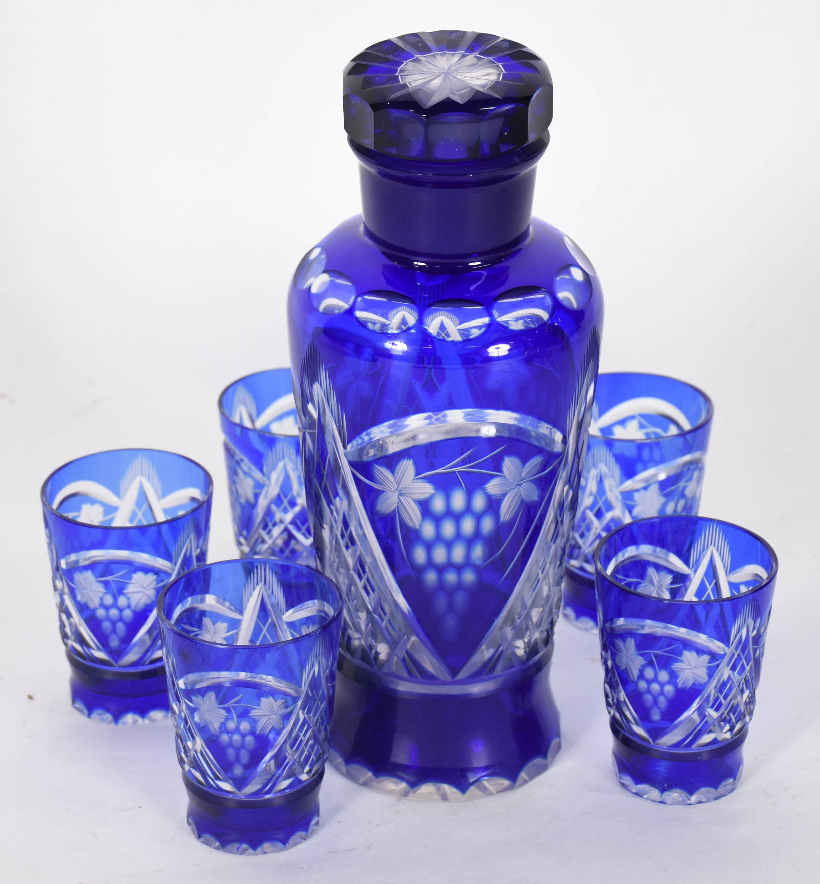 Garrafa e 5 copos de cristal double azul lapidado. - foto 3 de 4