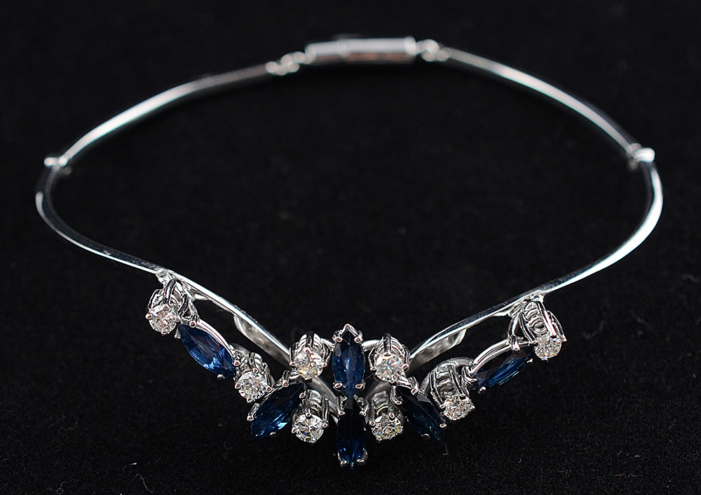 Pulseira escrava de ouro branco com 6 navettes de safiras azuis... - foto 2 de 2