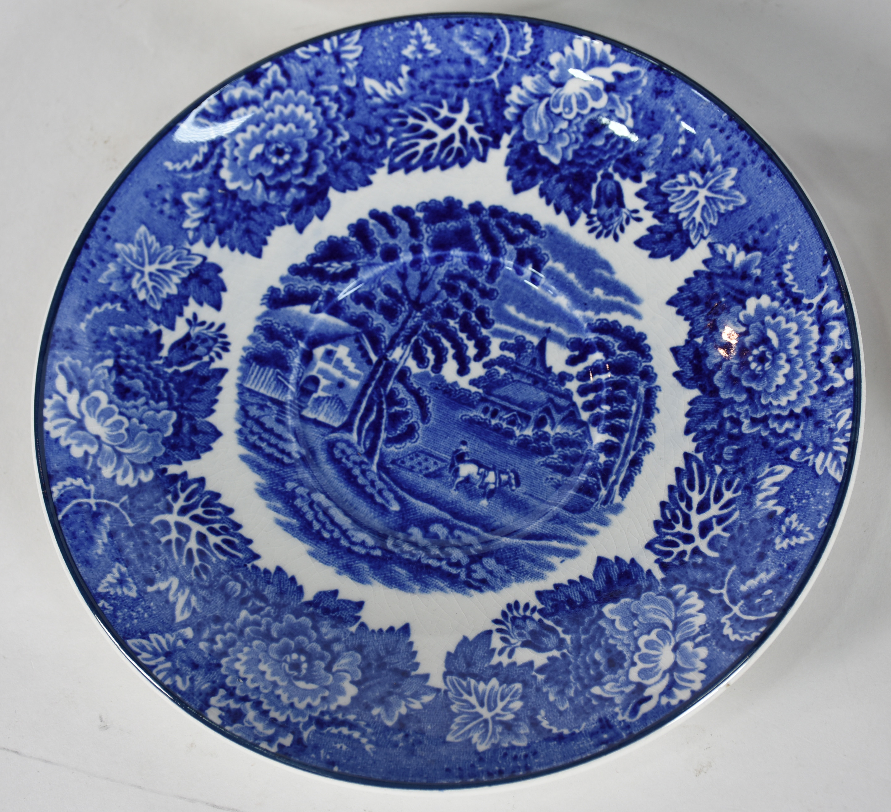 Conjunto de jantar de faiança inglesa azul e branca, composto de... - foto 8 de 10