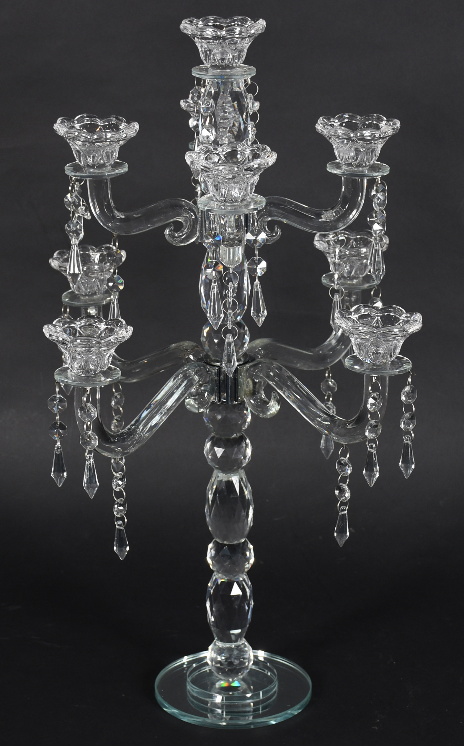Par de candelabros para 9 velas cada de cristal com base espelhada. - foto 3 de 4