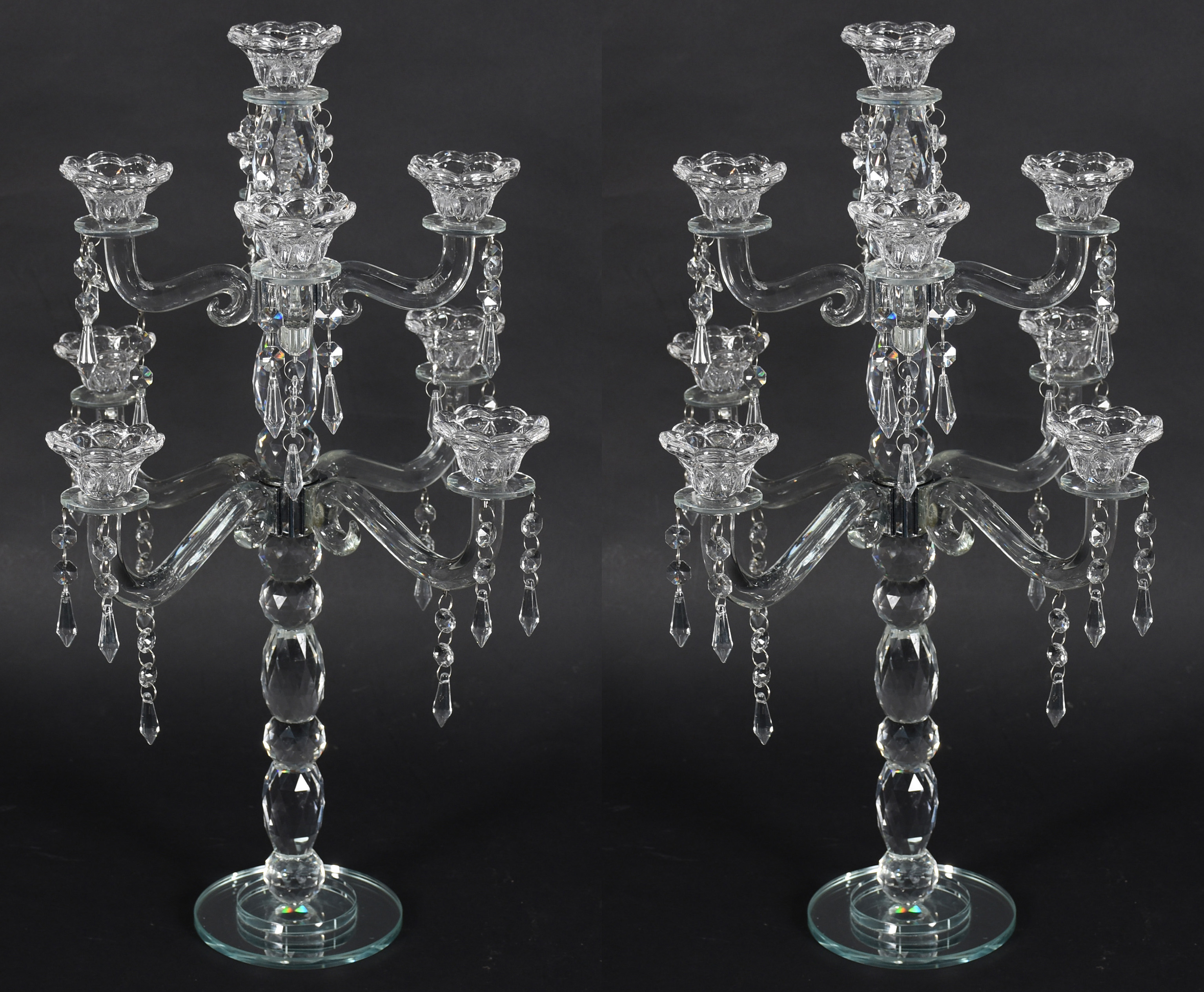 Par de candelabros para 9 velas cada de cristal com base espelhada. - foto 2 de 4