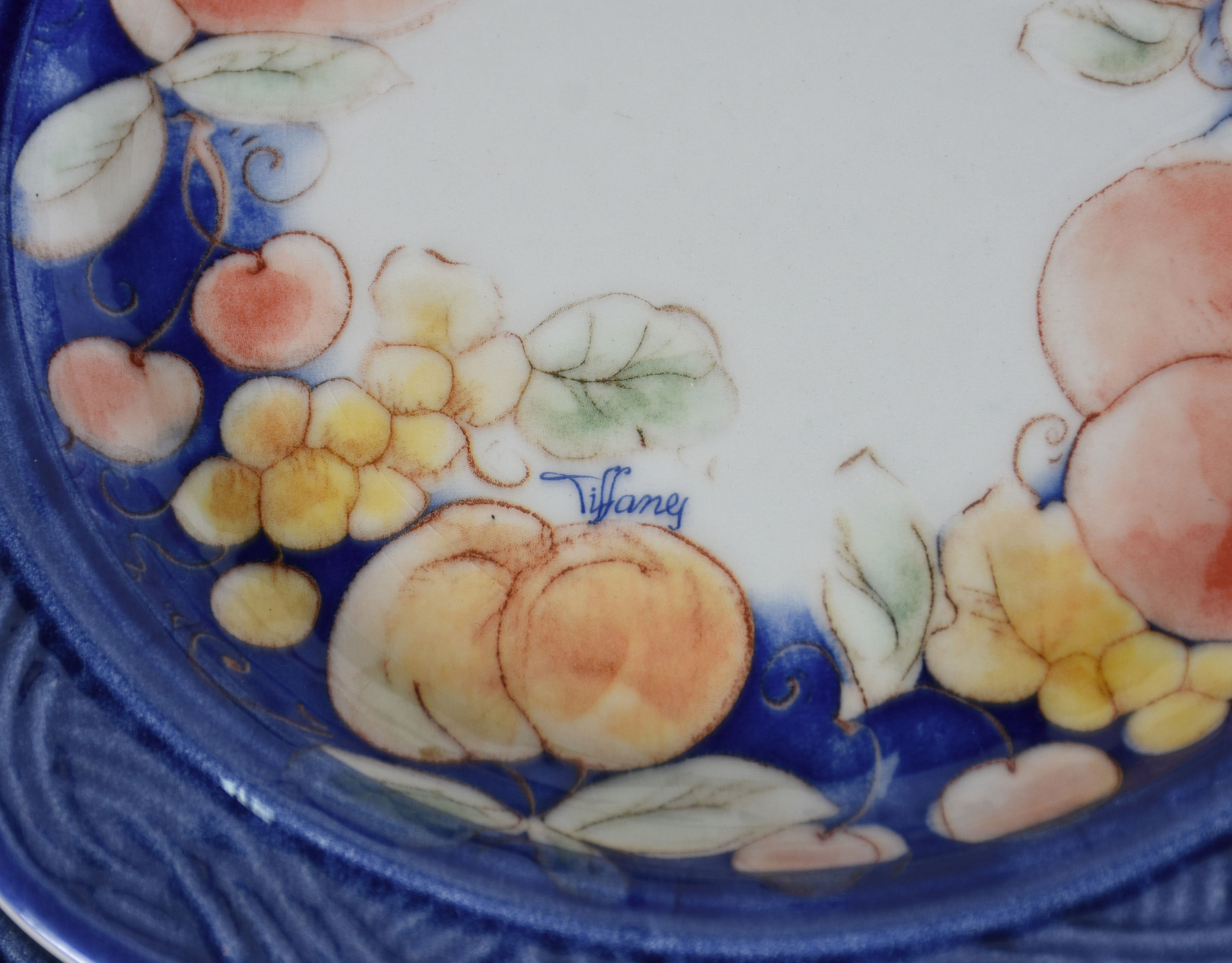 Jogo de jantar de porcelana italiana, composto por 12 pratos rasos... - foto 6 de 6