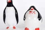Dois pinguins de porcelana. - Dois pinguins de porcelana.