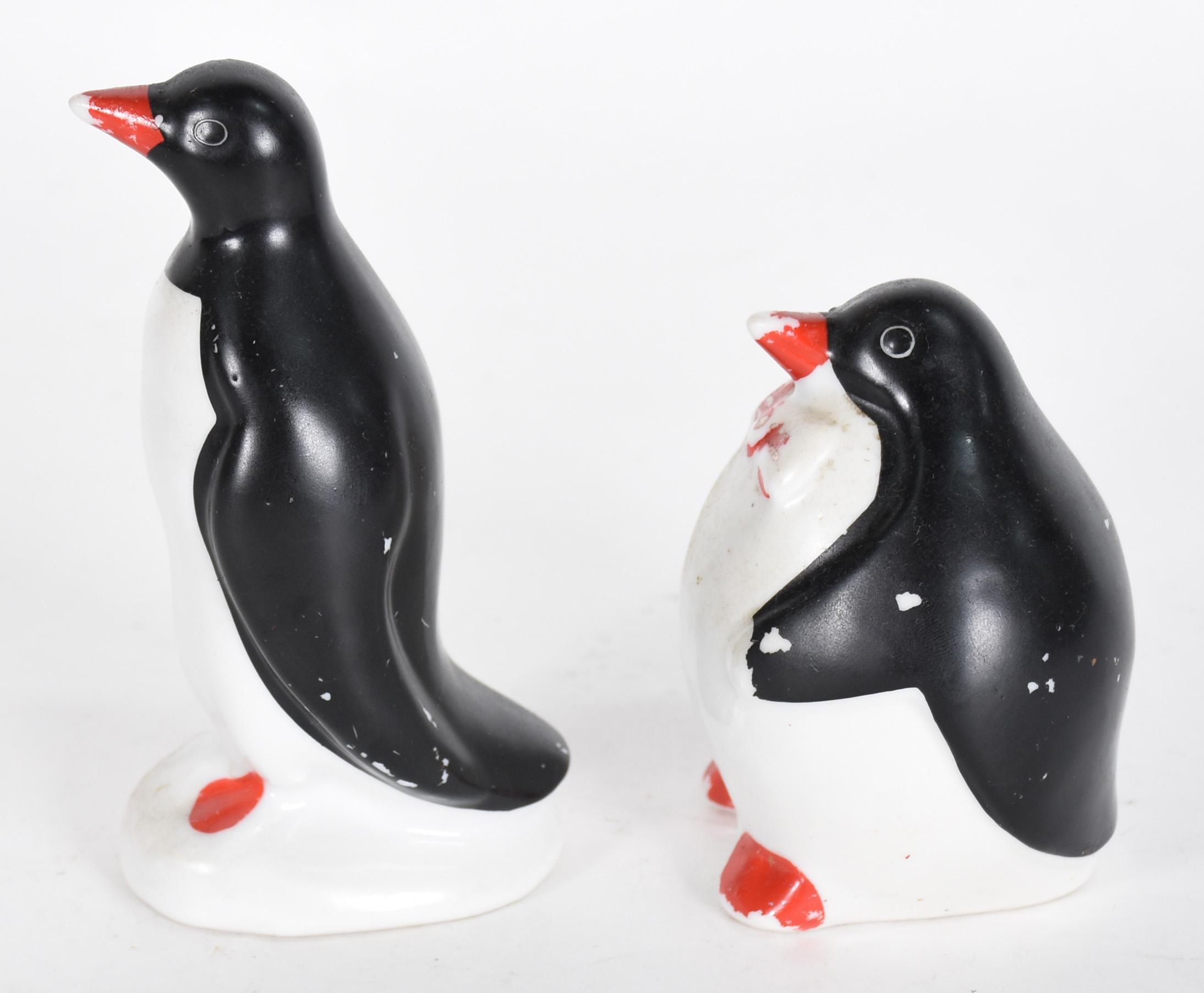 Dois pinguins de porcelana. - foto 3 de 5