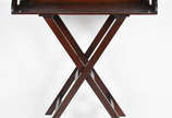 Mesa/bar de madeira, apoio em forma de cavalete. - Mesa/bar de madeira, apoio em forma de cavalete.