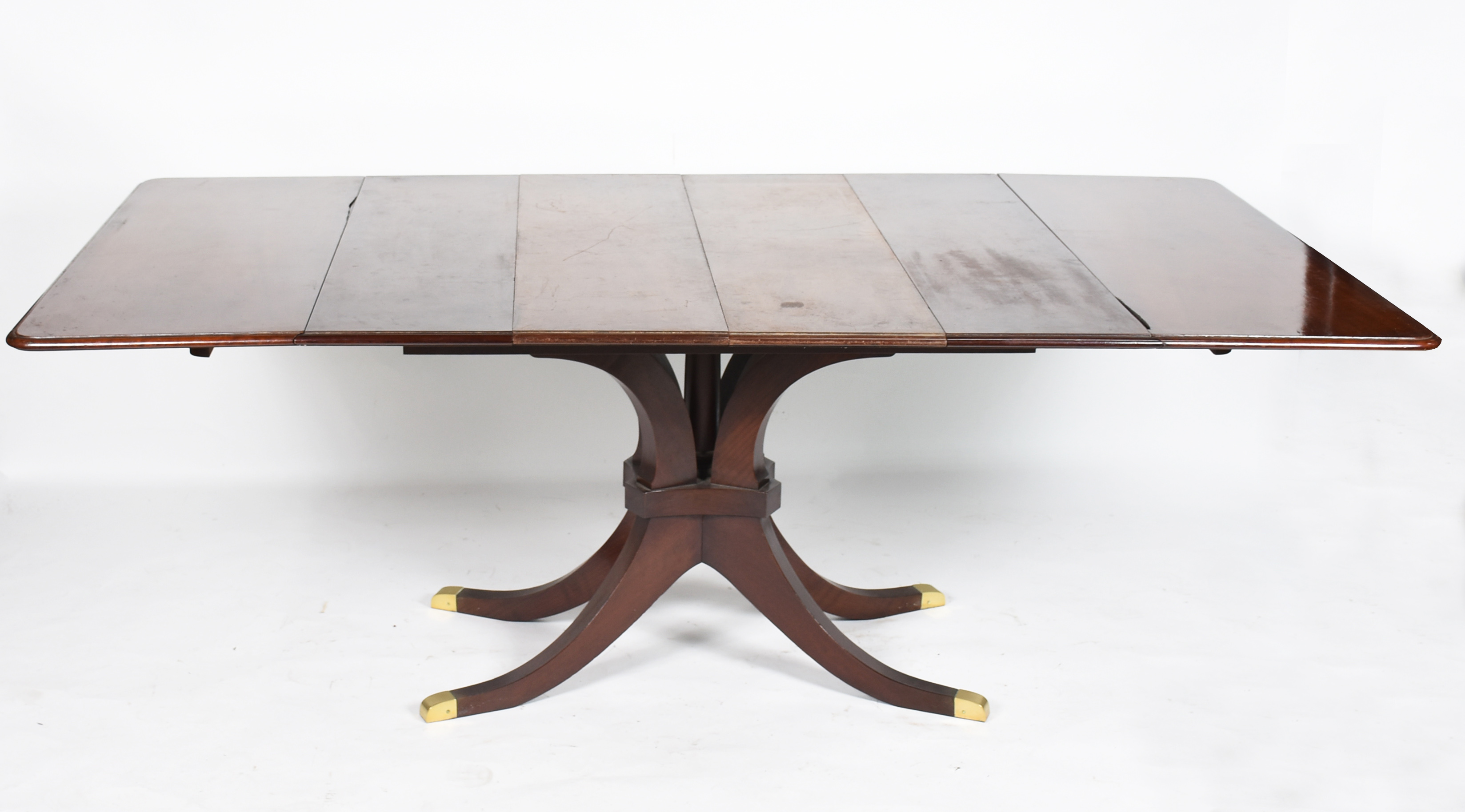 Mesa estilo ingles de madeira nobre, apoio em quatro colunas unidas... - foto 3 de 8