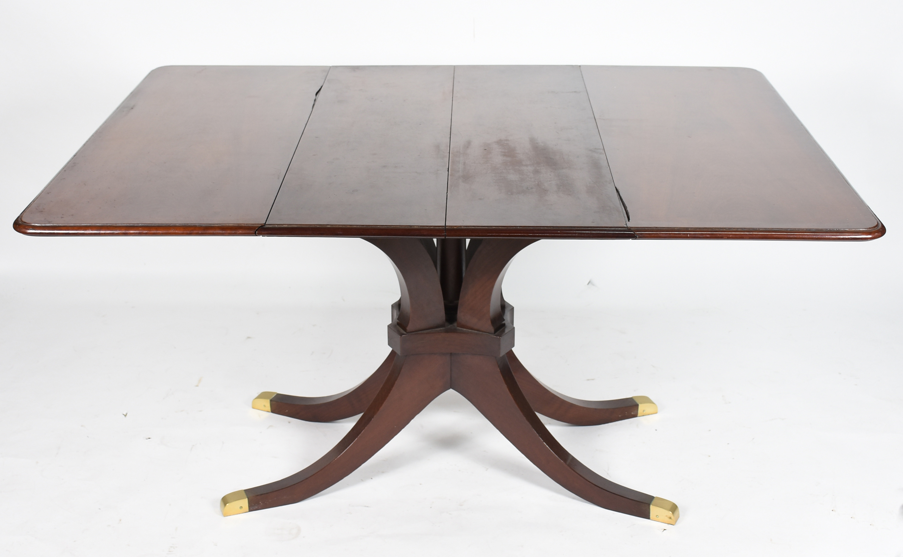 Mesa estilo ingles de madeira nobre, apoio em quatro colunas unidas... - foto 5 de 8