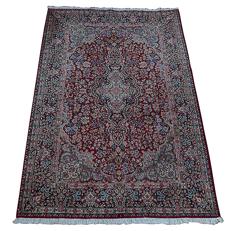 Tapete Kirman floral - med. 2,45 x 1,51 m.