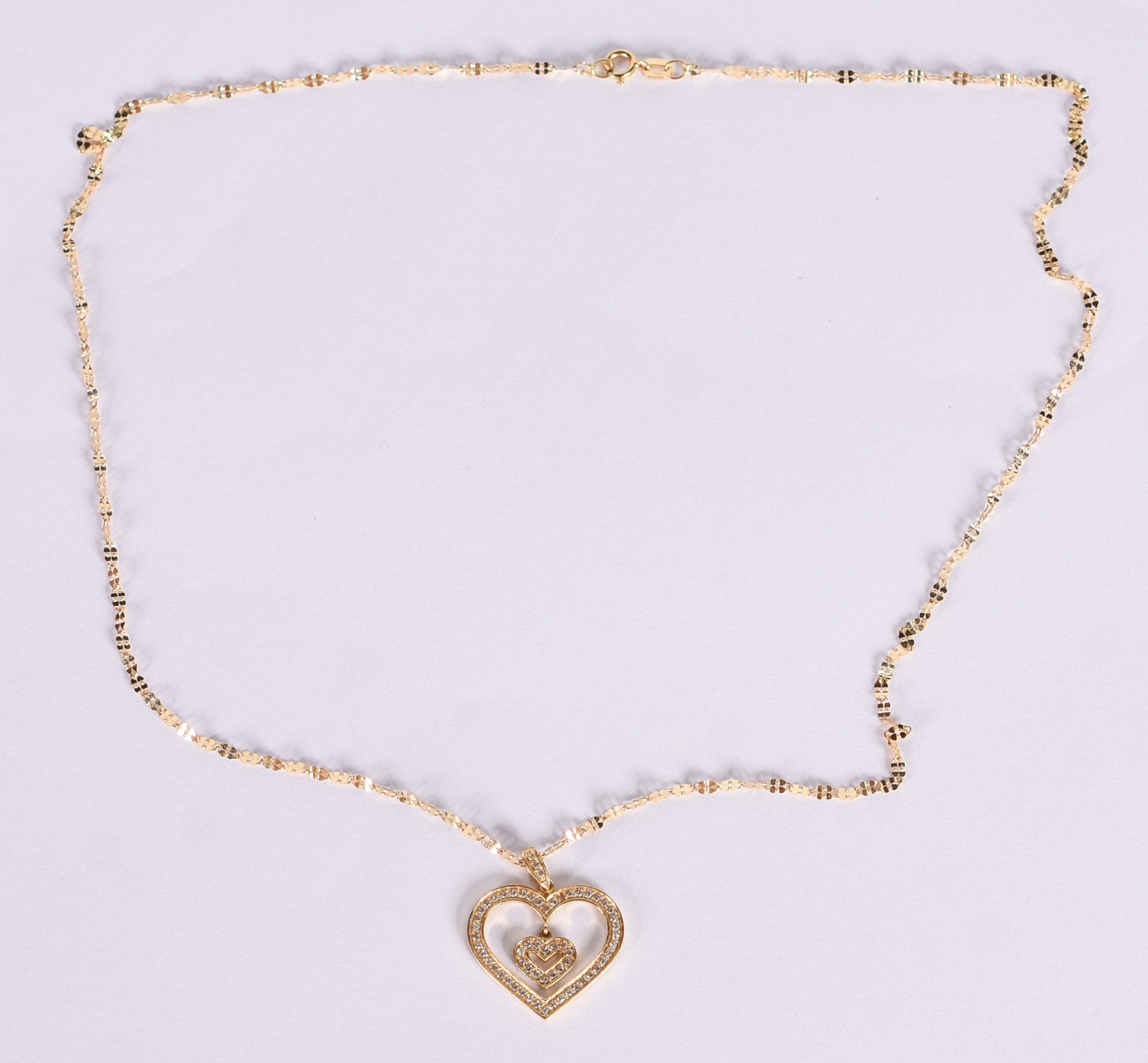 Gargantilha de ouro amarelo 18 k e pingente feitio coração com... - foto 2 de 5