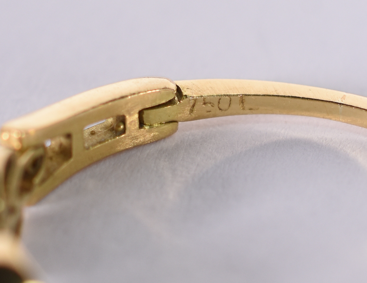 Anel de ouro 18 k com parte maleável e parte fixa, com 10 brilhantes... - foto 2 de 3