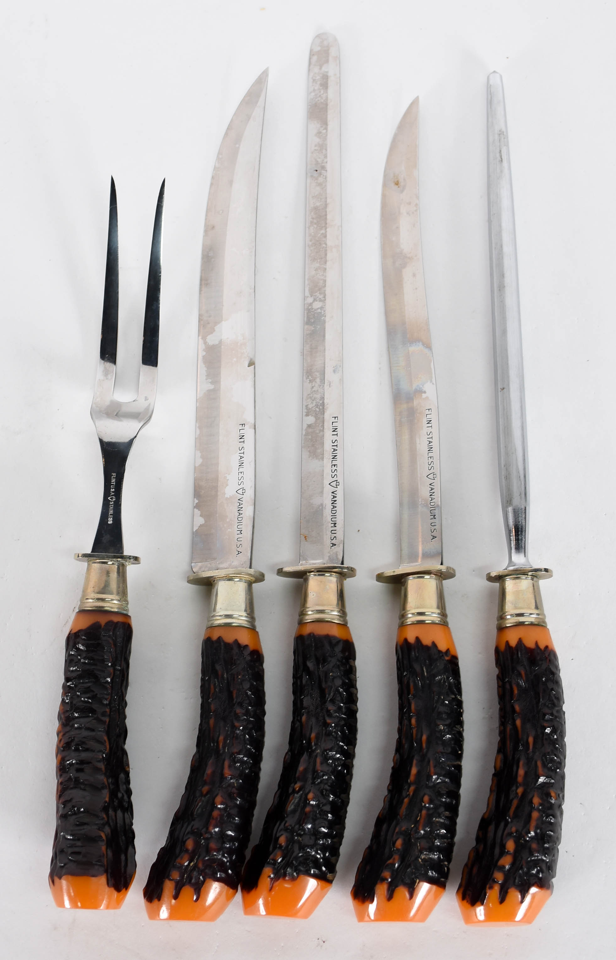 Conjunto americano para churrasco, com 5 peças, no estojo. - foto 1 de 5