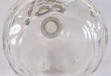 Garrafa de cristal europeu facetado, gargalo de... - Garrafa de cristal europeu facetado, gargalo de prata contraste 800 mls.Com mofo.