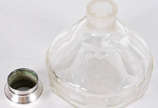 Garrafa de cristal europeu facetado, gargalo de... - Garrafa de cristal europeu facetado, gargalo de prata contraste 800 mls.Com mofo.