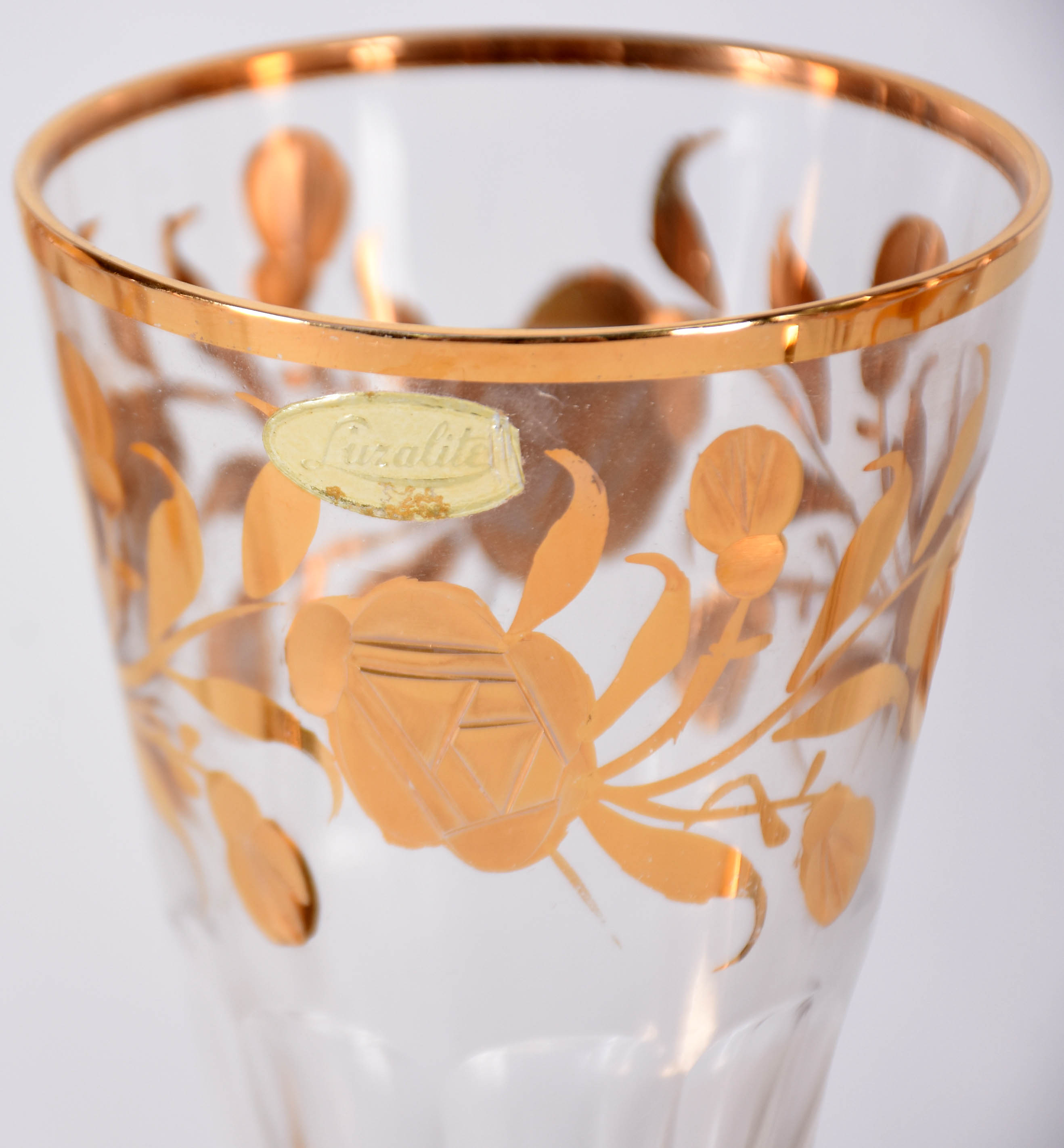 Conjunto de garrafa com 6 copos de cristal facetado com flores... - foto 4 de 4