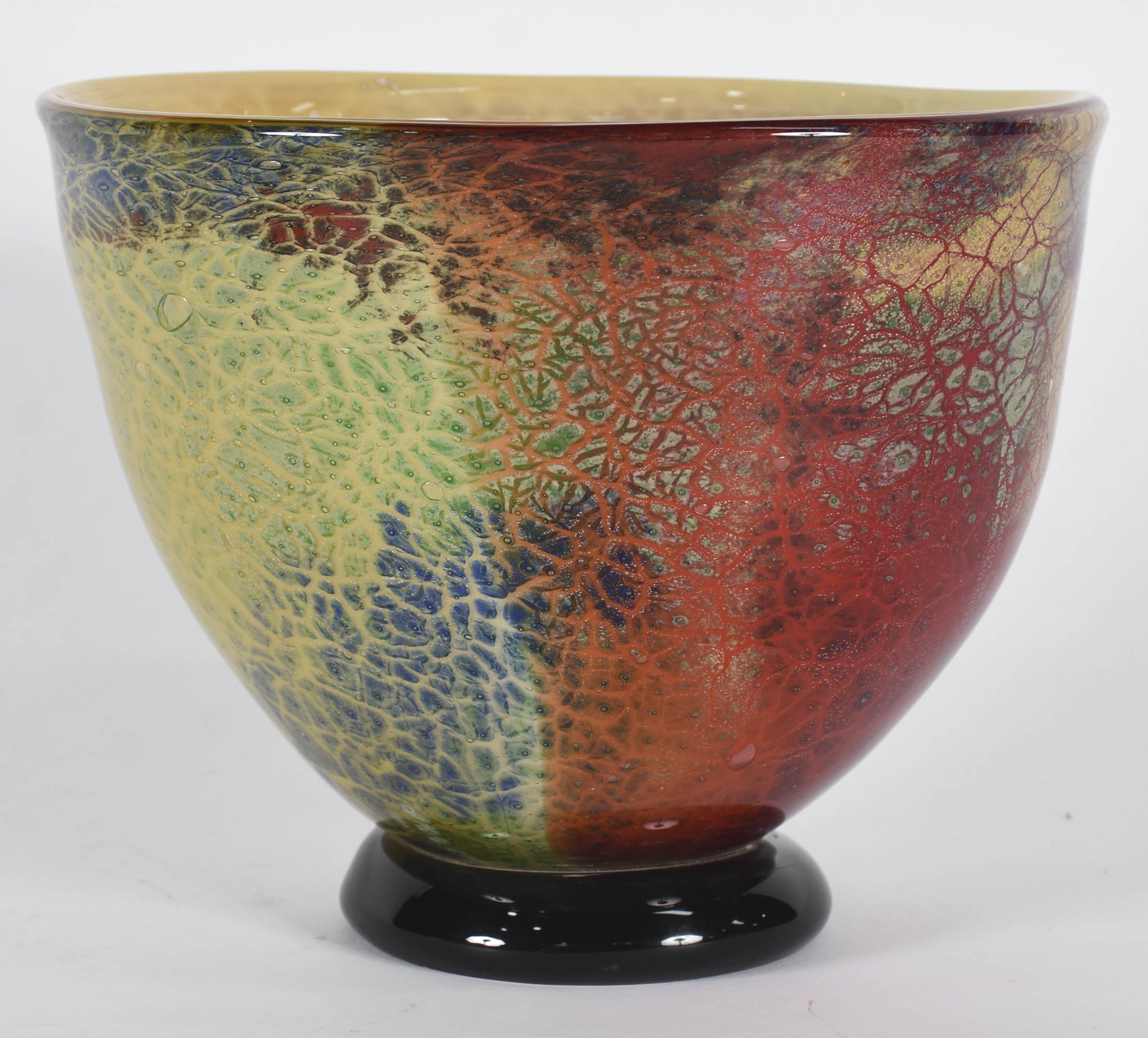 Cachepot de murano colorido com base na cor preta. - foto 1 de 3