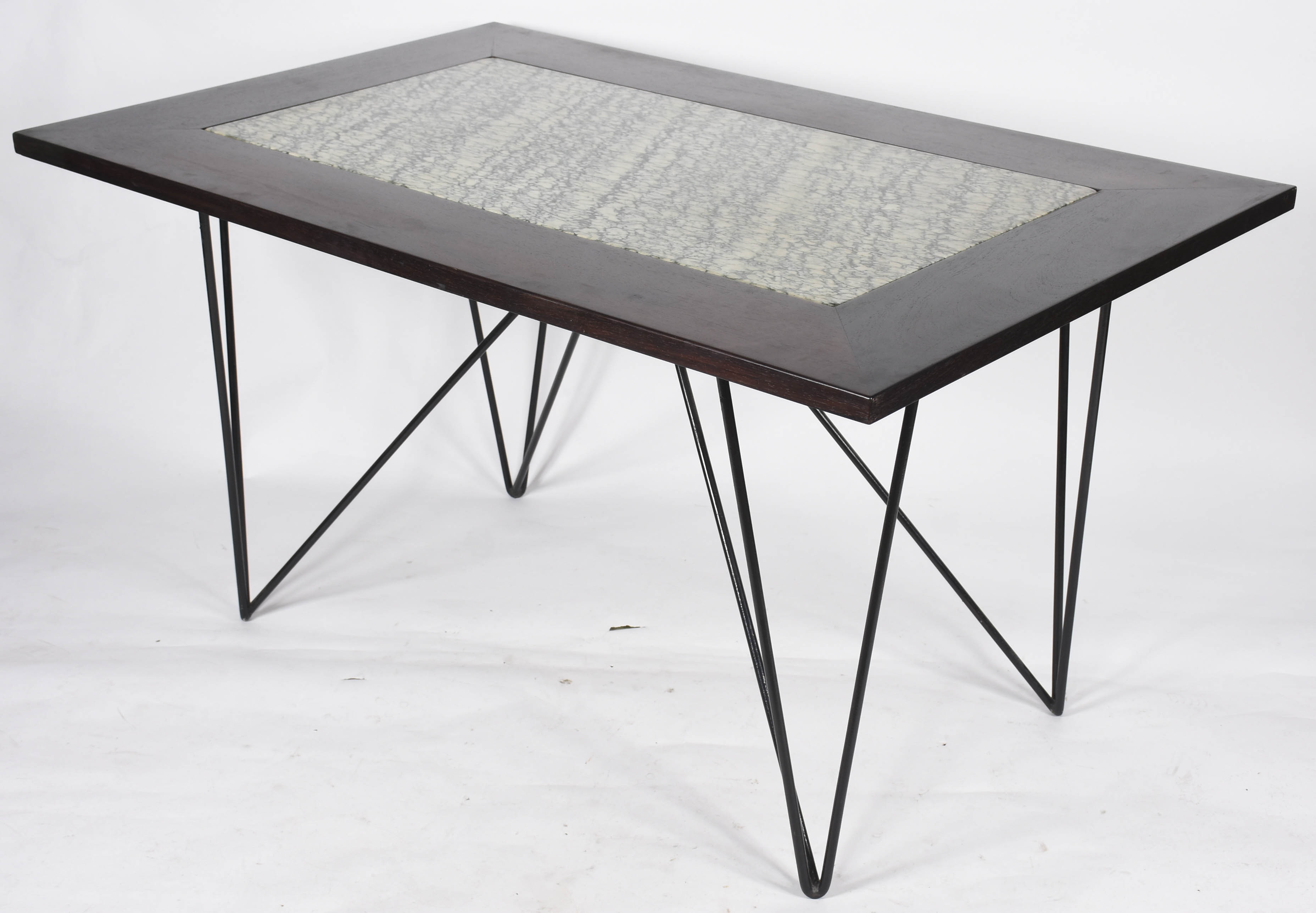Mesa de jantar de jacarandá com parte central de mármore e base de... - foto 2 de 9