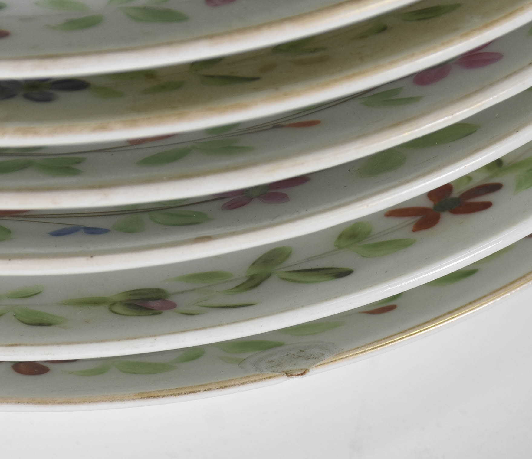 Aparelho de jantar de porcelana Velho Paris composto de 27 pratos... - foto 6 de 9