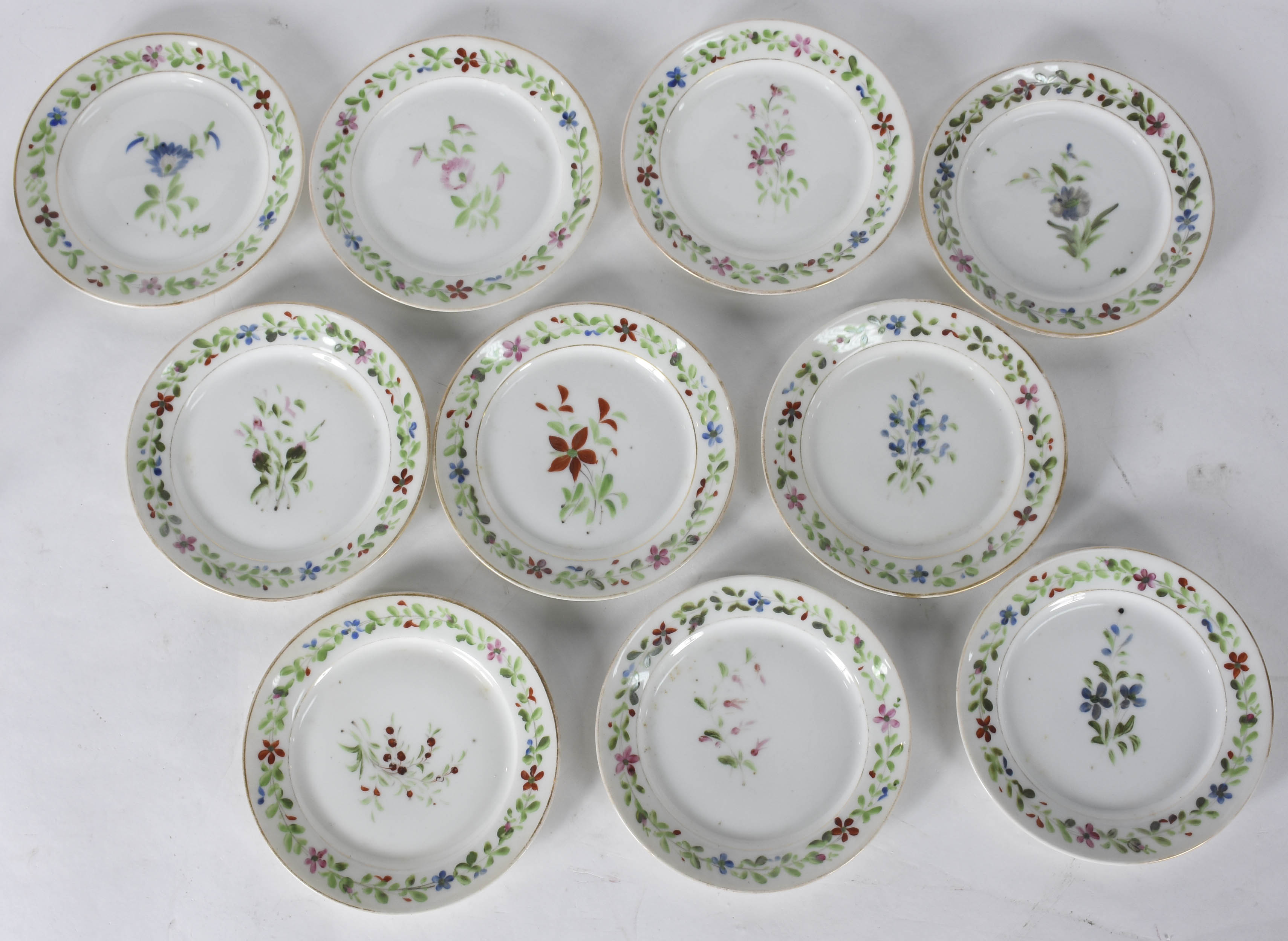 Aparelho de jantar de porcelana Velho Paris composto de 27 pratos... - foto 8 de 9