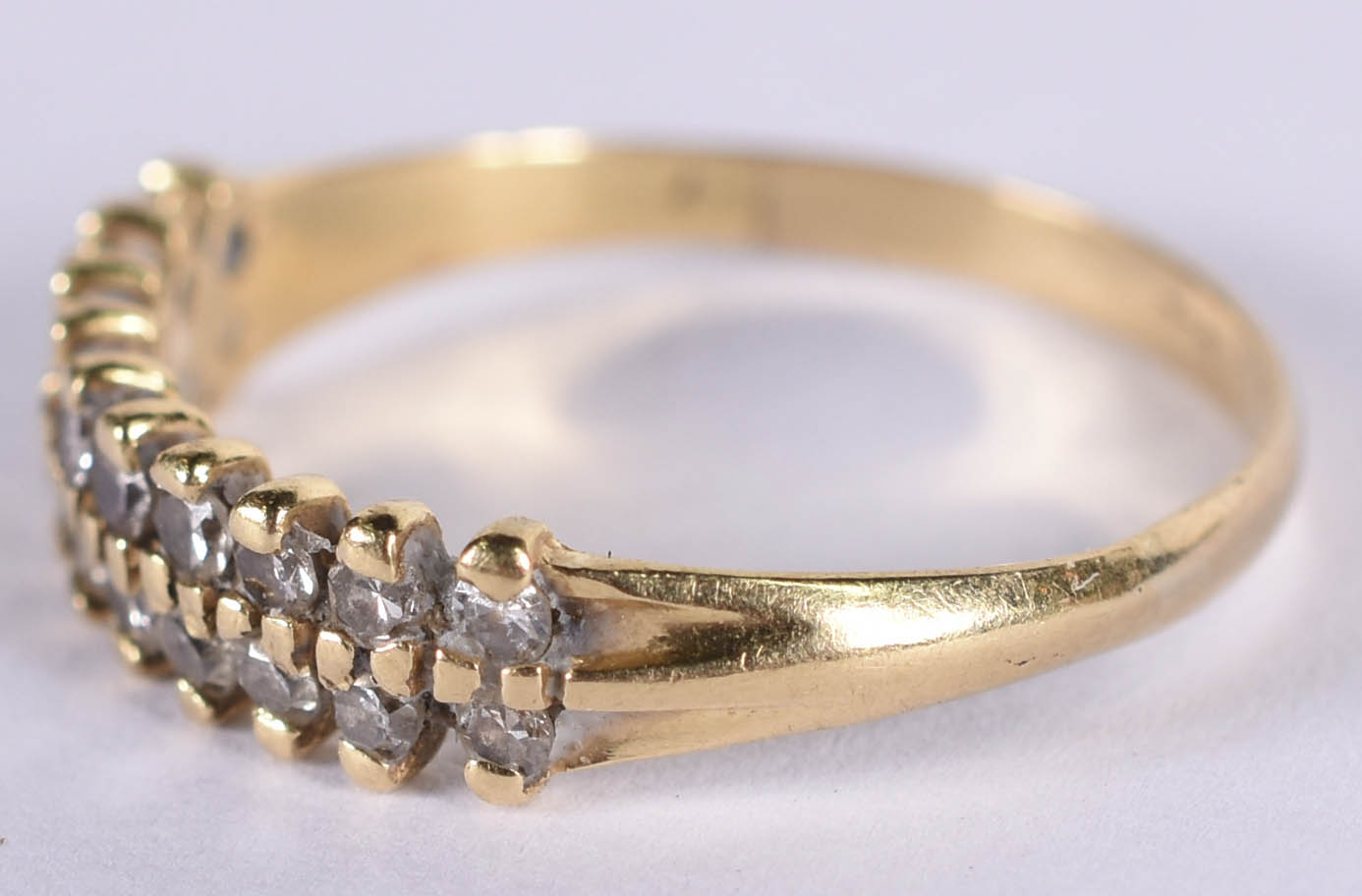 Anel de ouro 18 k com 20 brilhantes de 0,02 ct, total 0,40, aro 18... - foto 2 de 4