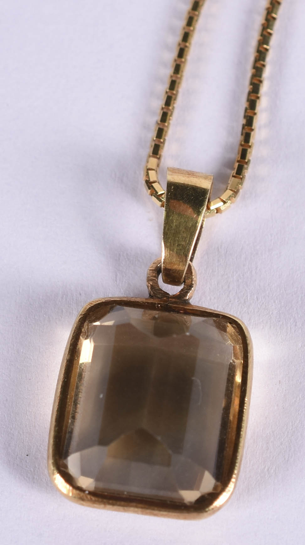 Gargantilha de ouro amarelo 750 com pingente de pedra topázio (por... - foto 3 de 5