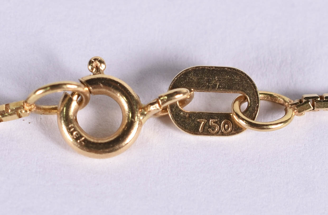 Gargantilha de ouro amarelo 750 com pingente de pedra topázio (por... - foto 4 de 5