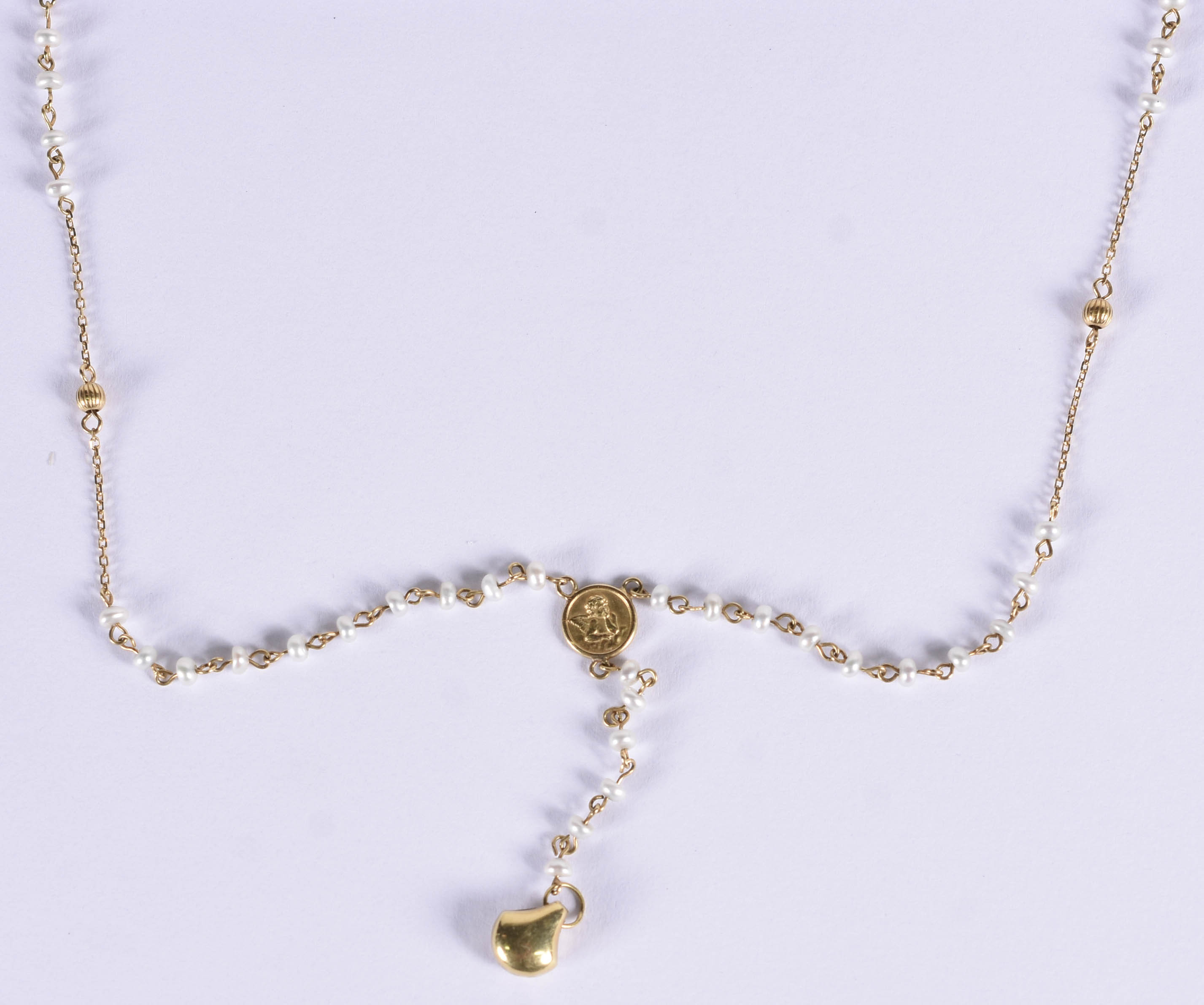 Terço de ouro amarelo com mini pérolas (por motivos de segurança a... - foto 1 de 3