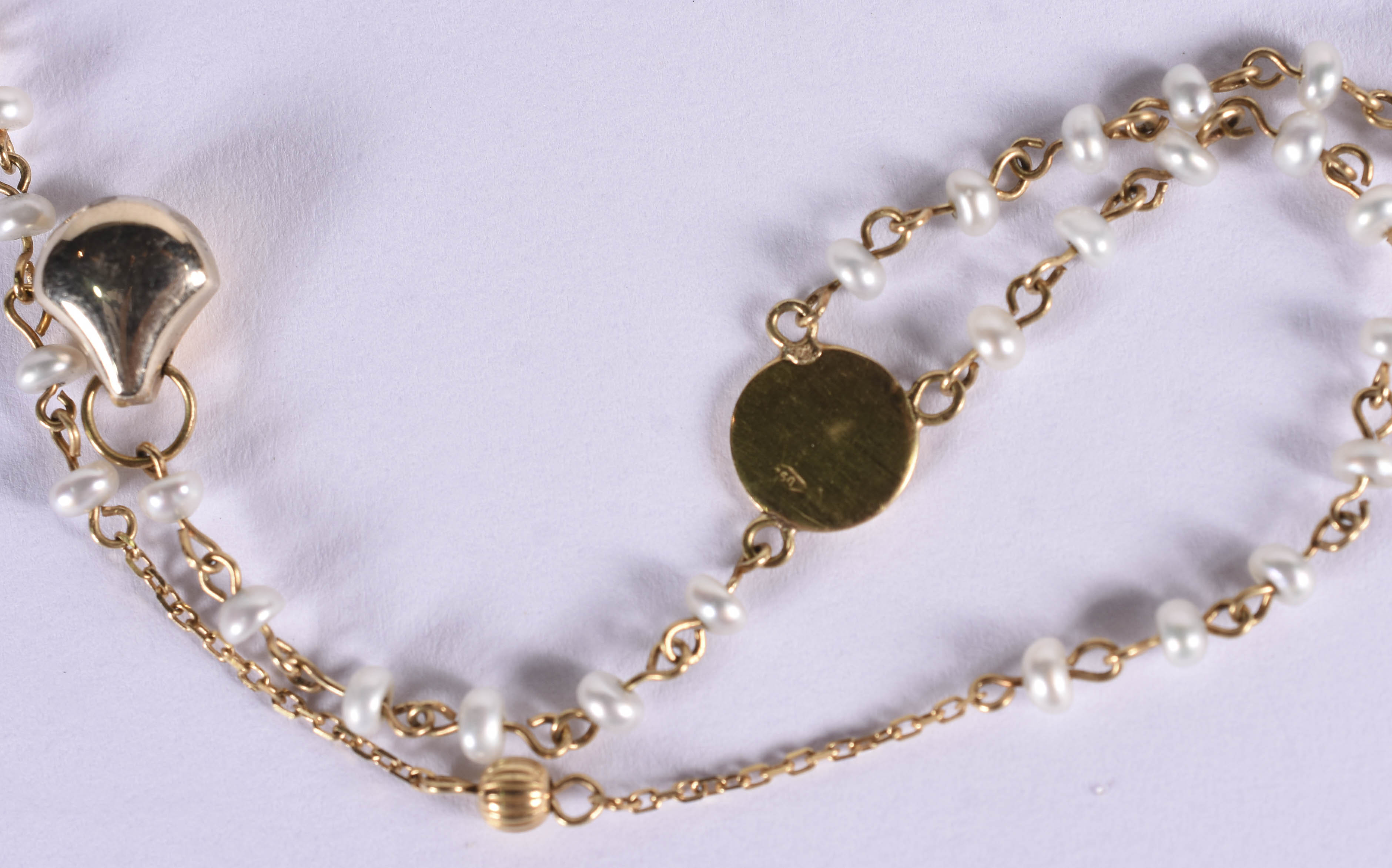 Terço de ouro amarelo com mini pérolas (por motivos de segurança a... - foto 3 de 3