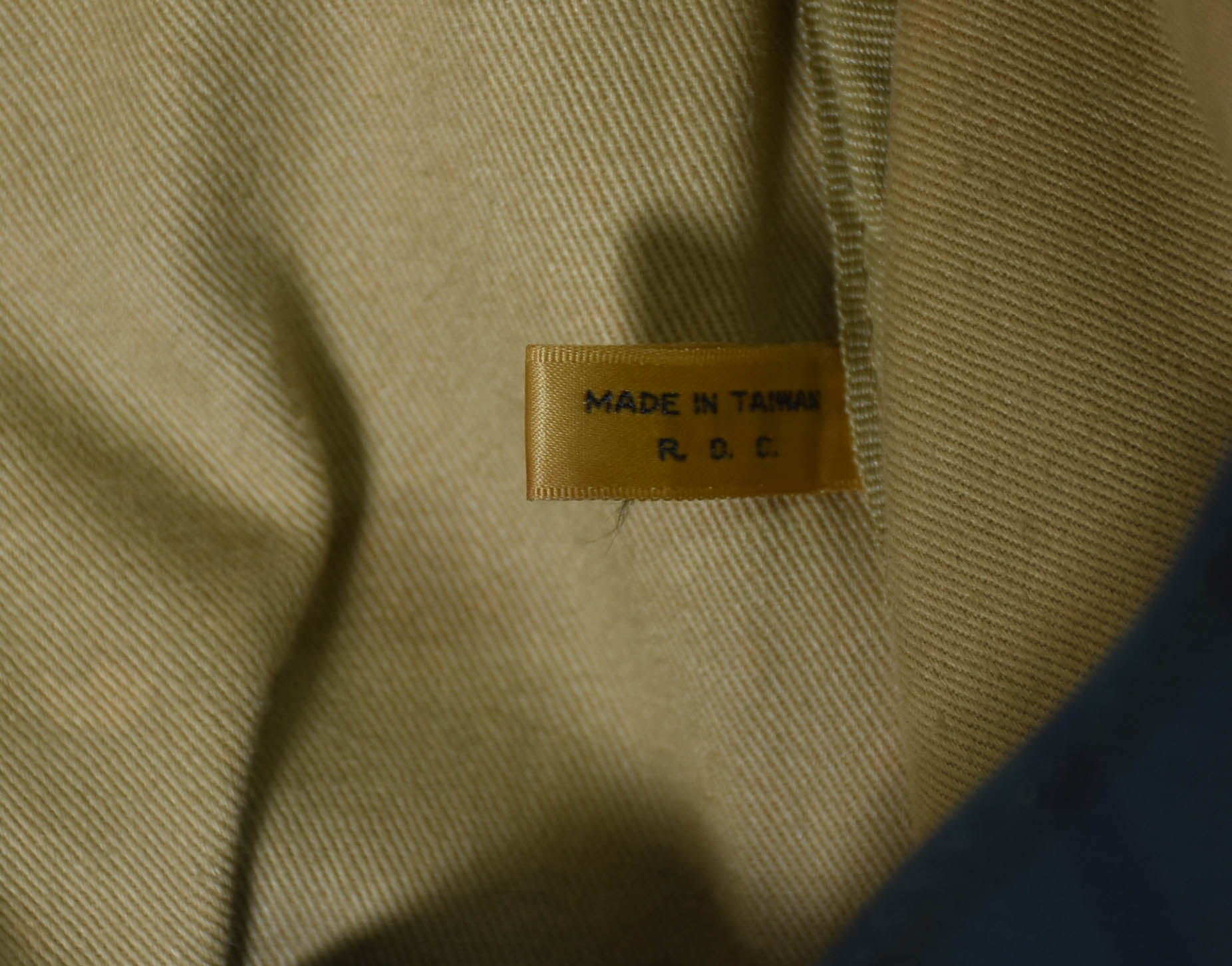 Seis malas diversas, sendo 4 Ralph Lauren, uma Bridge, e uma sem... - foto 7 de 9