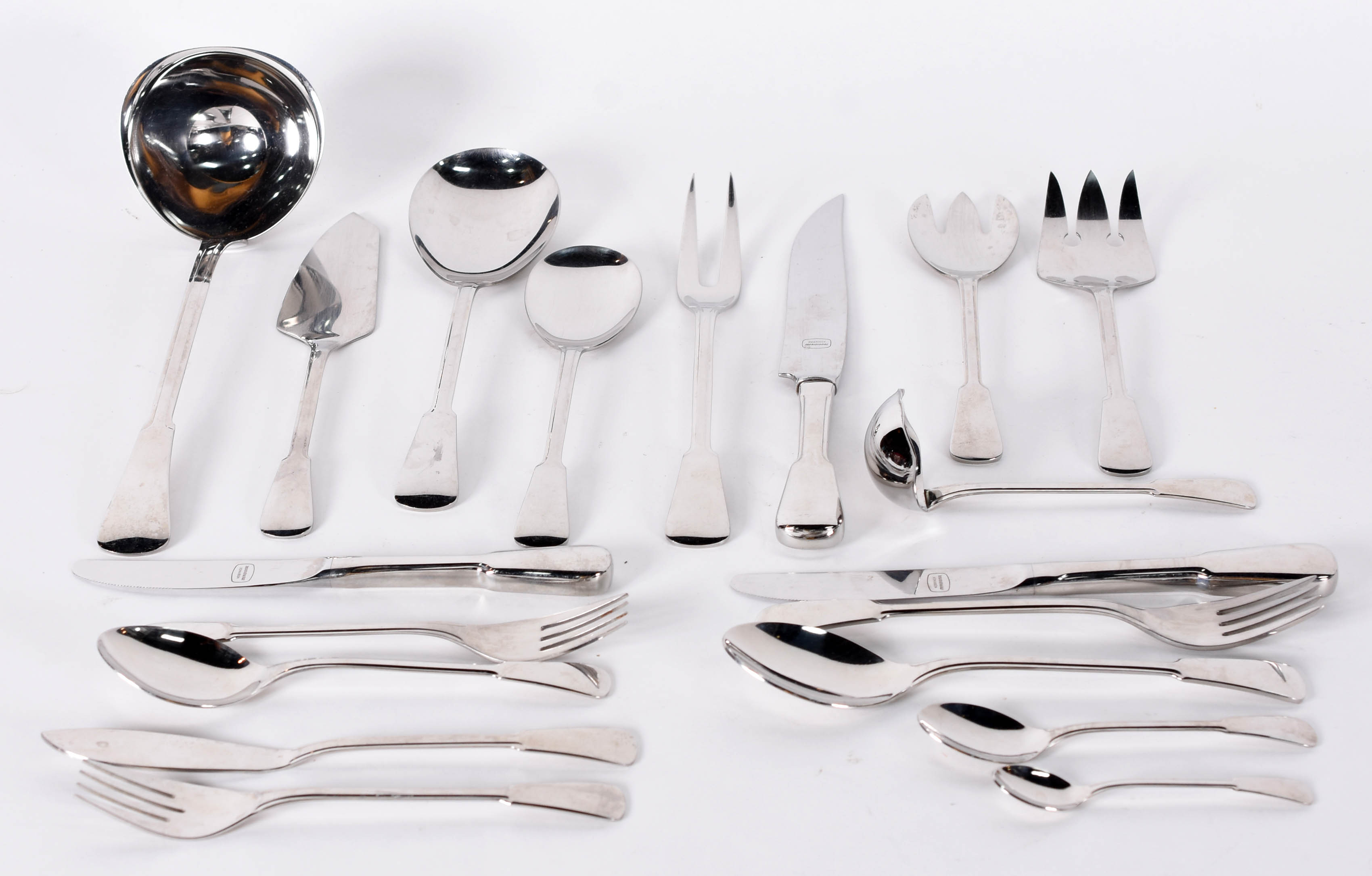 Faqueiro de aço com 5 facas, 12 colheres grandes, 12 facas, 12... - foto 2 de 3
