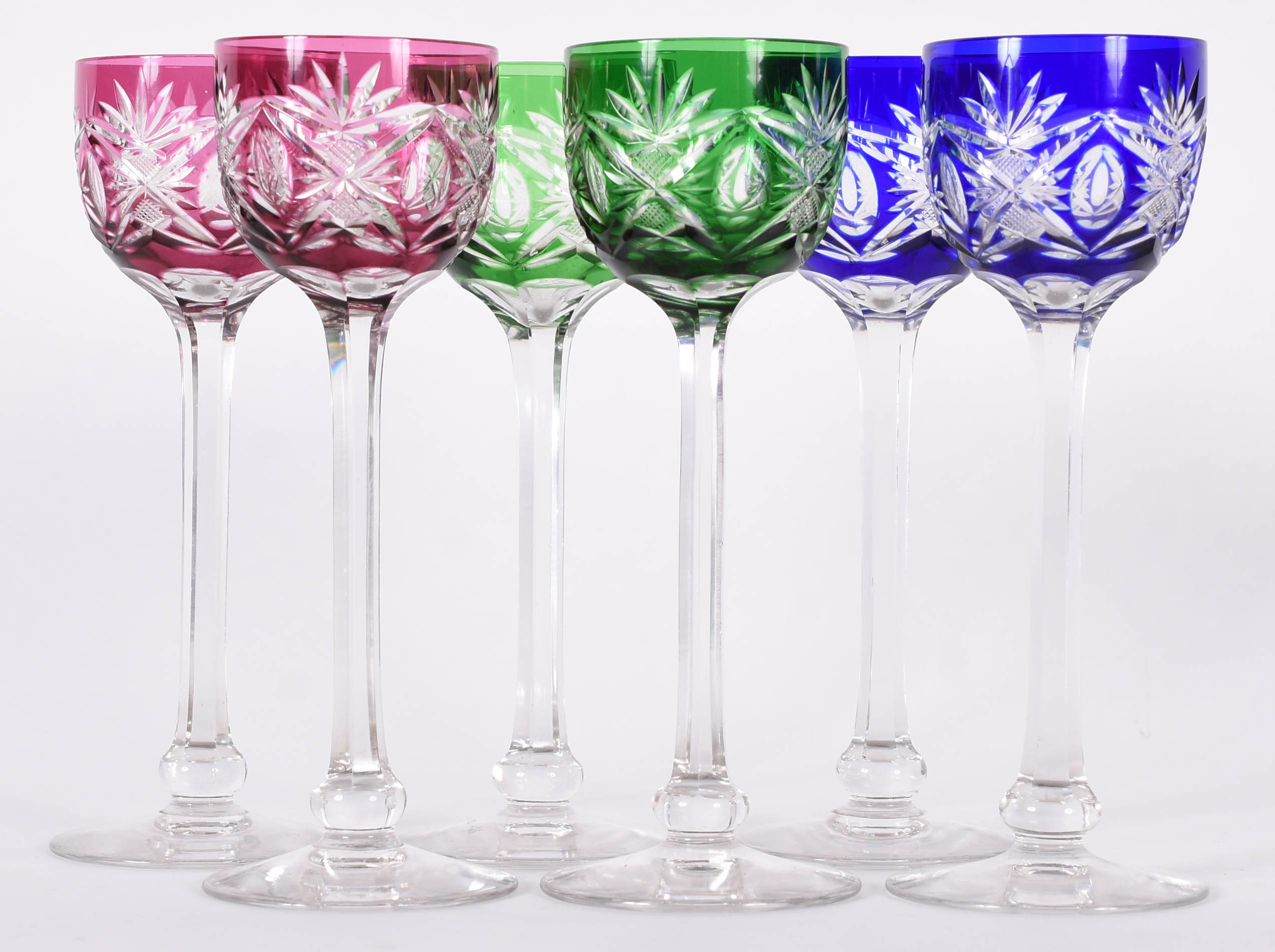 Conjunto de 6 cálices para licor de cristal francês doublé lapidado... - foto 1 de 2